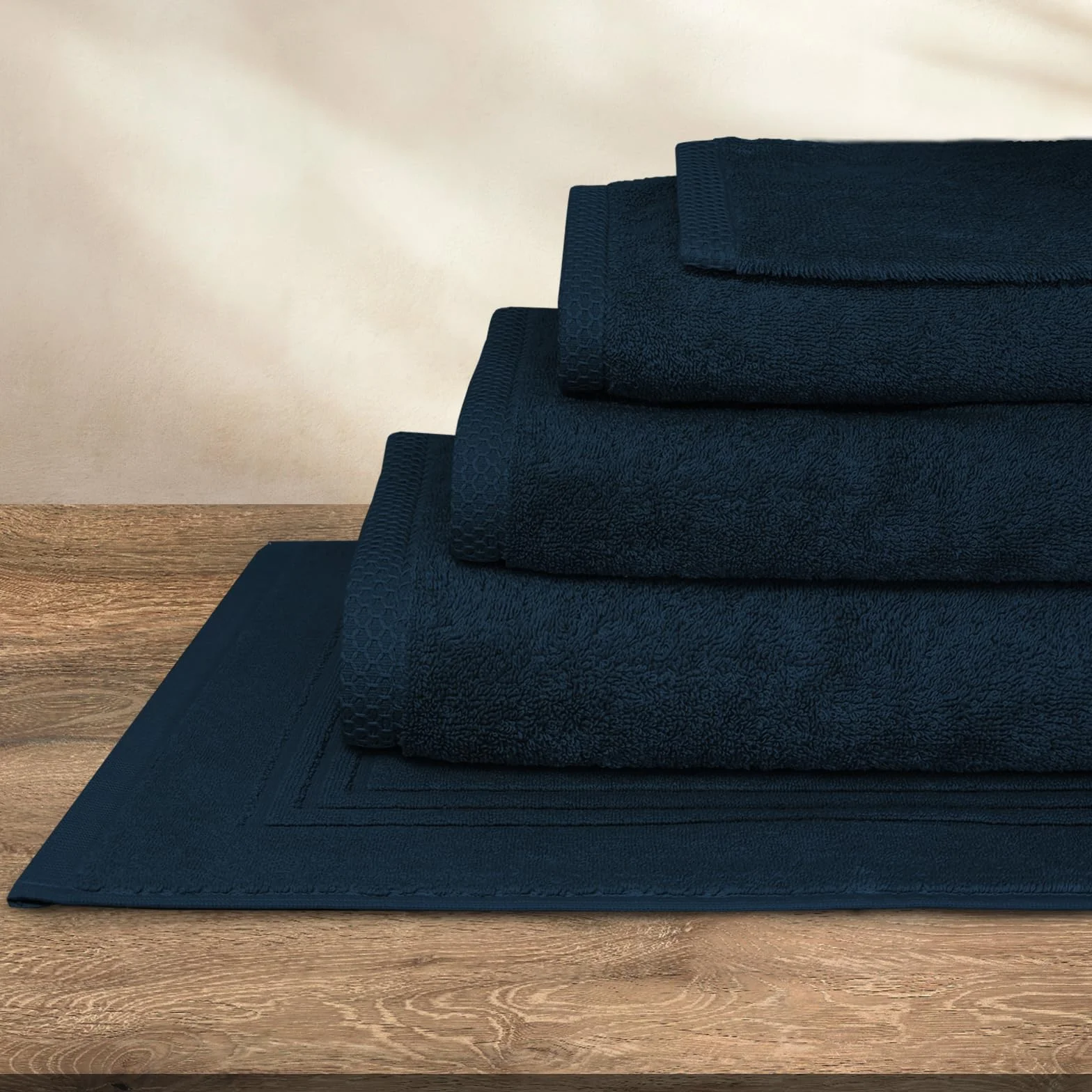 SLEEPZEN - Juego de Toallas de Baño 100x150, Juego de 2 - Azul Poseidón, Algodón Orgánico Certificado Gots - 500 gsm - Ultra absorbentes, Extra Suaves - Fabricadas en Portugal - Certificadas Oeko-Tex