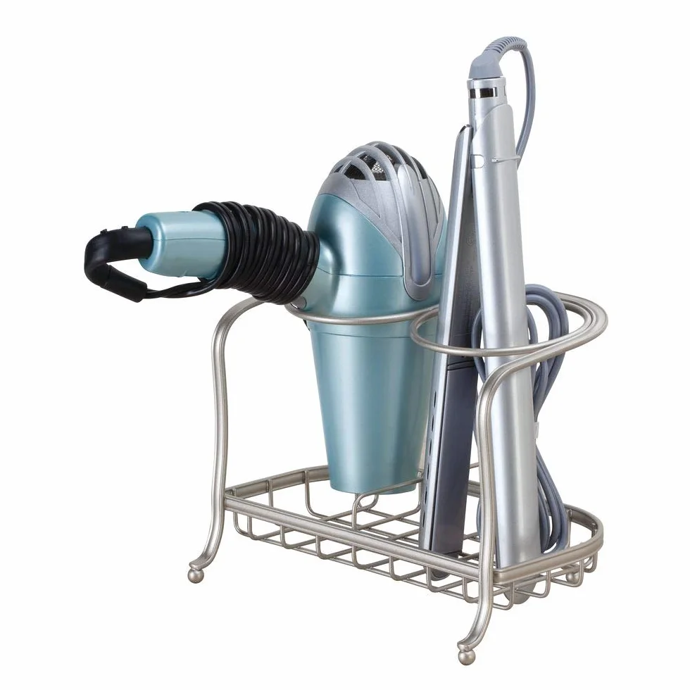 iDesign Soporte para secador de pelo, pequeño estante de baño de metal, soporte de pie independiente con 2 compartimentos para secador y plancha, plateado mate