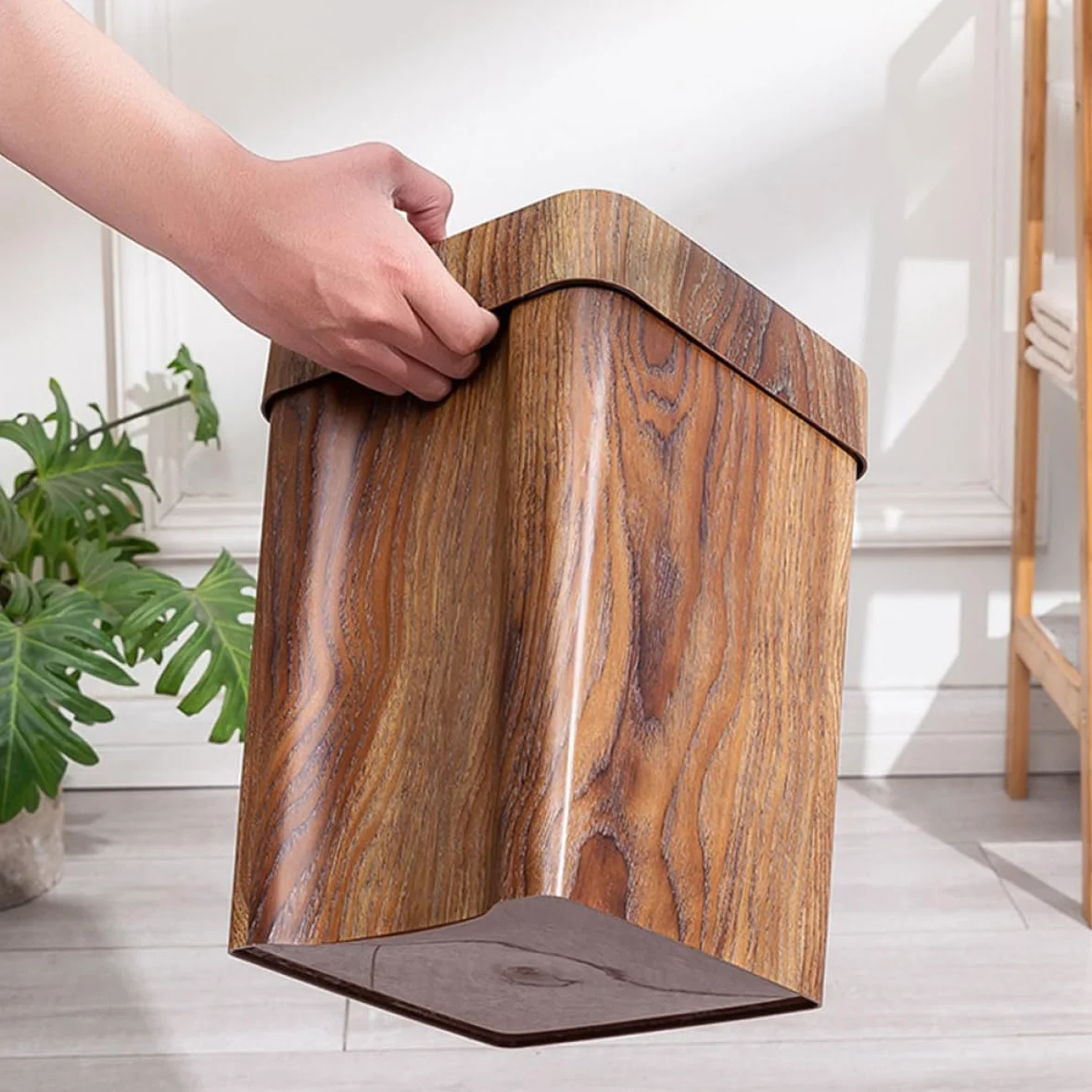 PRETYZOOM Cubo de Basura de Imitación de Madera, 11l, Plástico, Abertura Amplia y Fácil Limpieza, para Baño y Estudio, Color Café