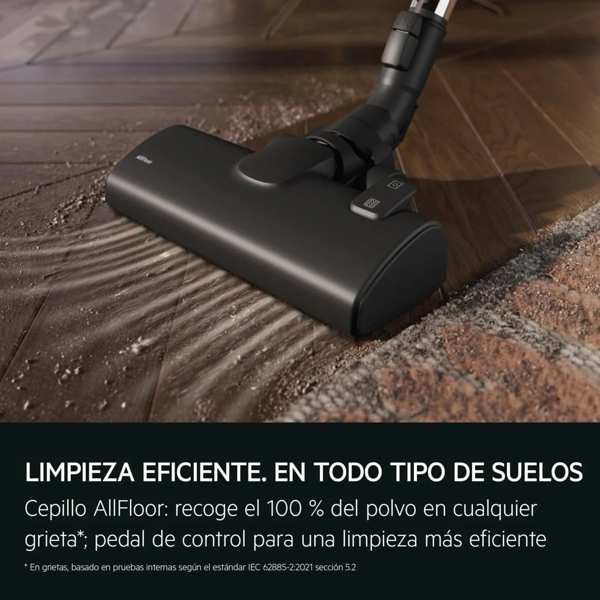 AEG Clean 5000 Aspiradora sin Bolsa AL51C1LDB, Aspirador de Suelo para Todo Tipo de Superficies, 1000 W, Radio de Acción 9 m, Depósito 2 L, Filtro HEPA Lavable, 50% Material Reciclado, Azul