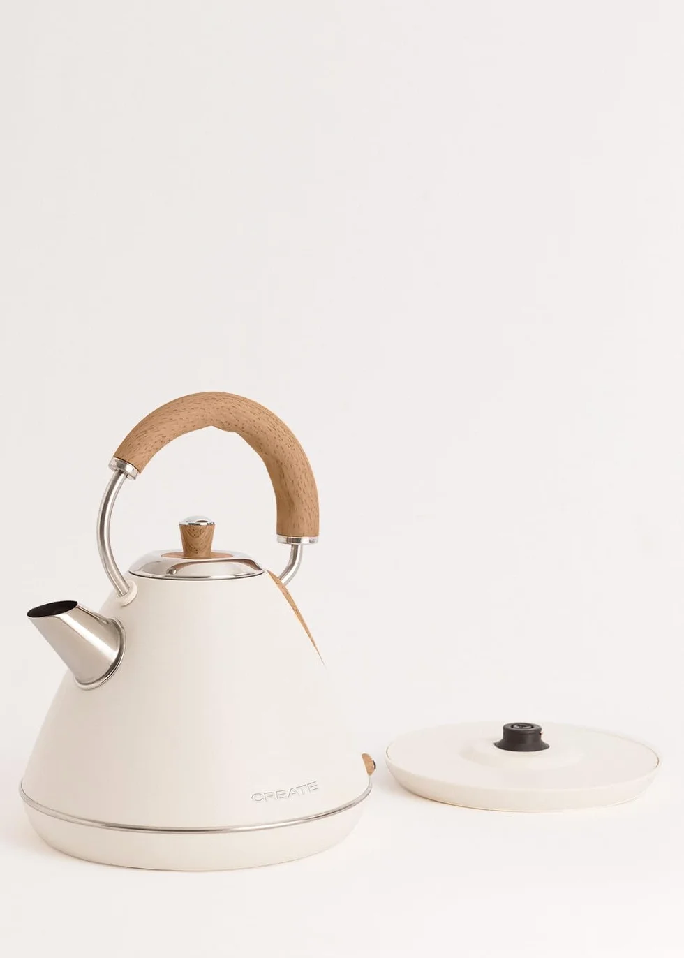 CREATE/KETTLE RETRO L/Hervidor de agua eléctrico blanco roto/Ebullición rápida, capacidad 1,7l, apagado automático, filtrado anti-cal, autoapagado, indicador de nivel de agua, Ø19 cm, 2200 W