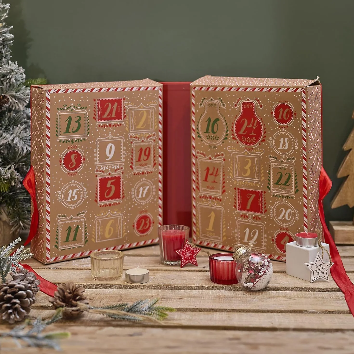 Calendario de adviento de Navidad, estuche de 24 velas y sorpresas perfumadas, diseño tradicional rojo y kraft, decoraciones festivas navideñas