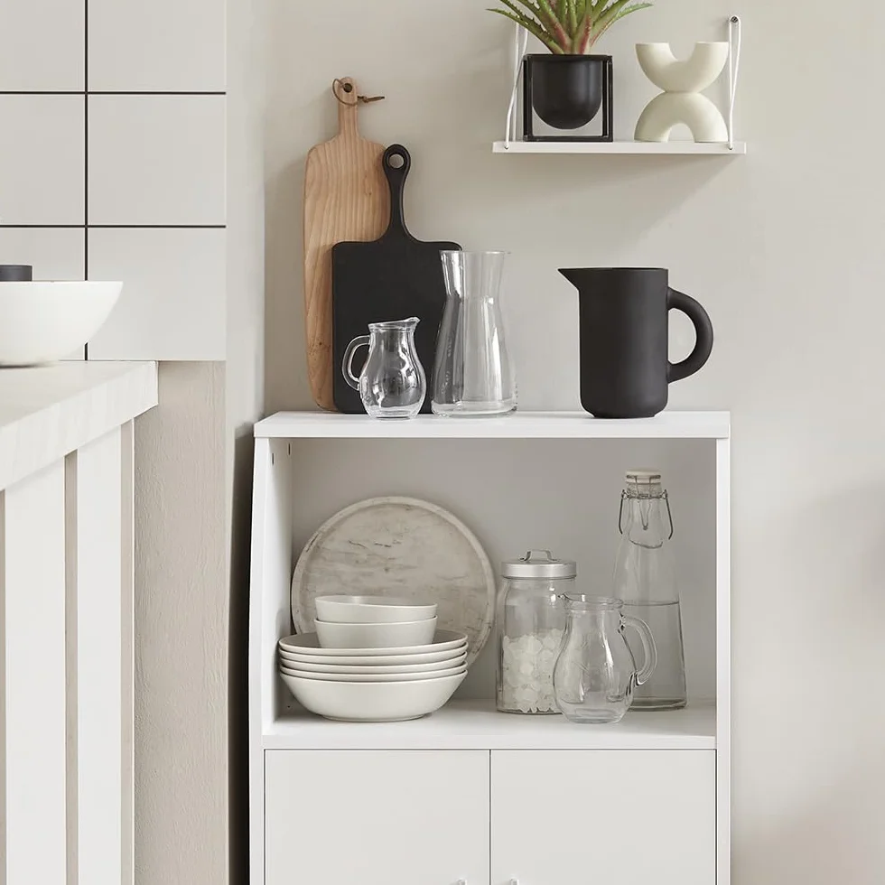 SoBuy Carrito Cocina Blanco con Ruedas – Mueble Auxiliar con Puertas y Estante Ajustable – Carro de Cocina Compacto para Almacenaje en Oficina o Comedor, 92x59x40cm FRG241-W