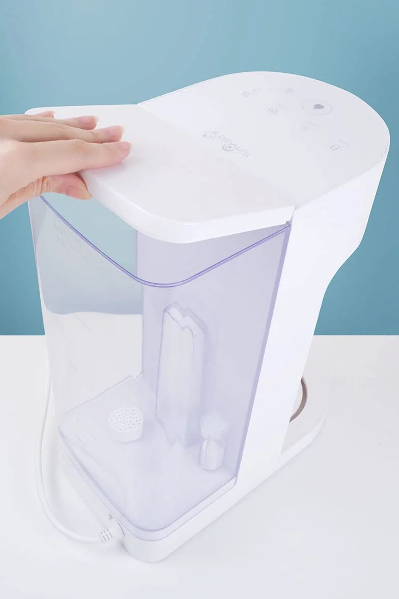 Yum Asia Oyu "Oculto debajo" Dispensador de agua caliente instantáneo digital con pantalla táctil LED blanca, Capacidad de 4 litros, Ecoboil, Tecnología InstaHEAT, 220-240V, Alimentación de la UE