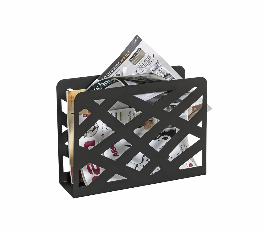 HAKU Revistero de metal negro con perforaciones trapezoidales, soporte para periódicos y cesta para revistas, An 35 x Al 26 x Pr 10 cm
