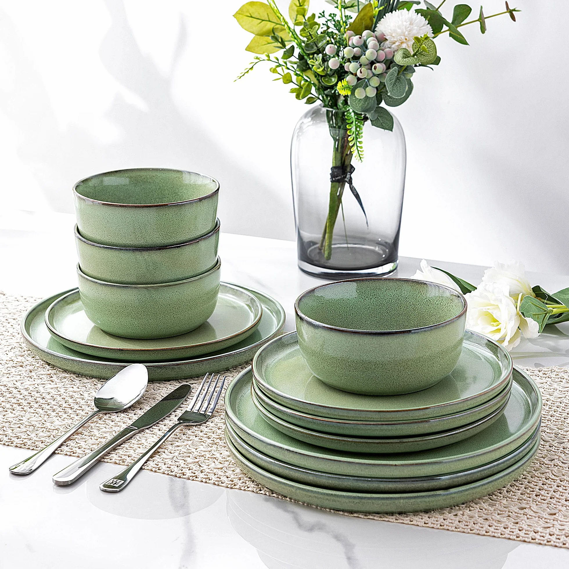 GBhome GDW067GN-EU - Vajilla para 4 personas, 12 piezas, esmaltado de loza, apto para microondas y lavavajillas, color verde pastel