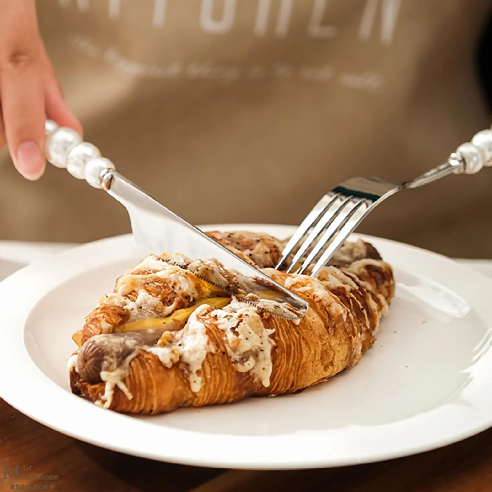 Genérico Juego De Cubiertos De 48 Piezas, Cubiertos De Acero Inoxidable 18/10, Cubiertos con Mango De Perla, Cubiertos Aptos para Lavavajillas, Cubiertos Multiusos para Banquetes
