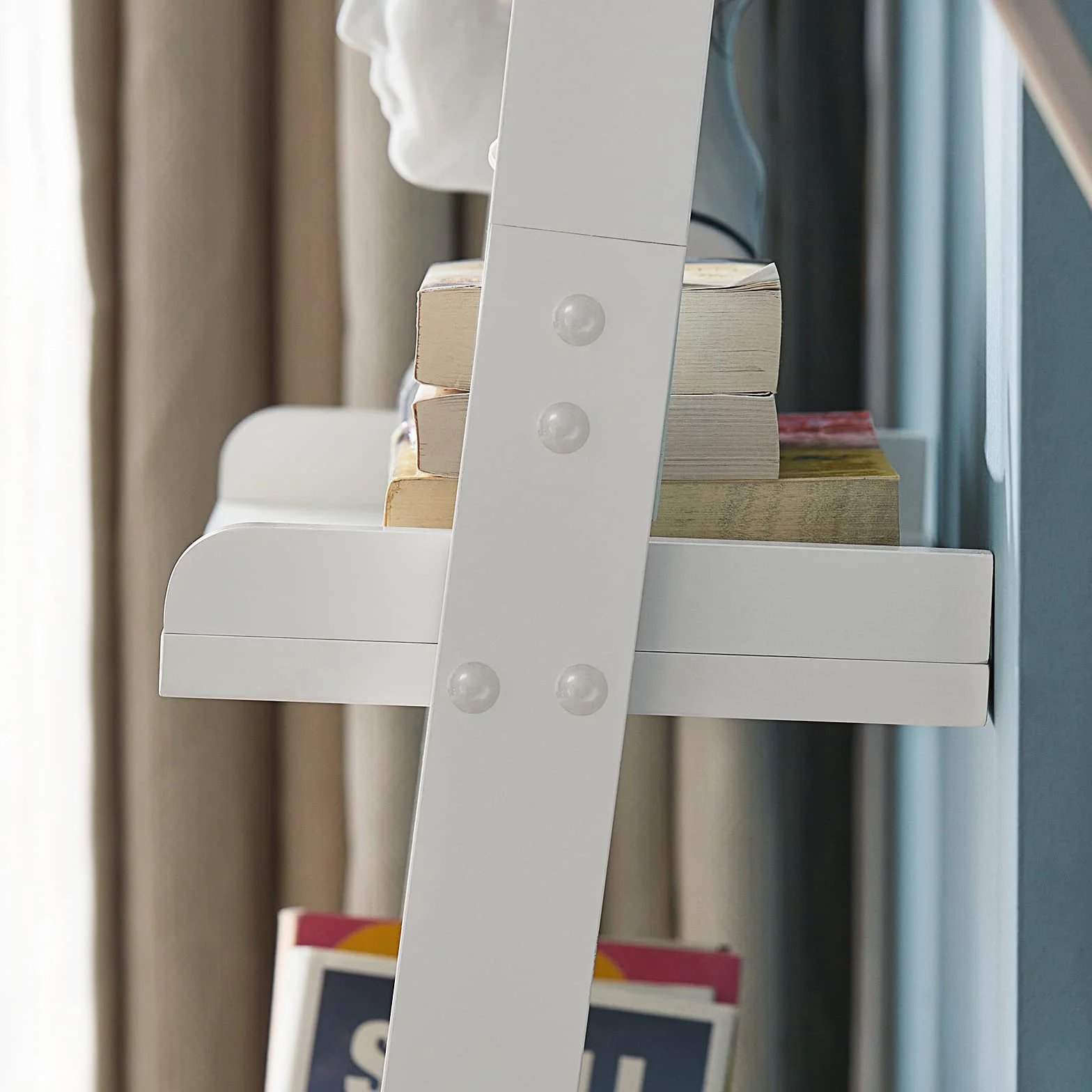 SoBuy Estantería Escalera 5 Estantes Soporta hasta 5kg/Estante 56x32x189cm | librería de pared en MDF blanco, diseño moderno, para salón u oficina FRG17-W