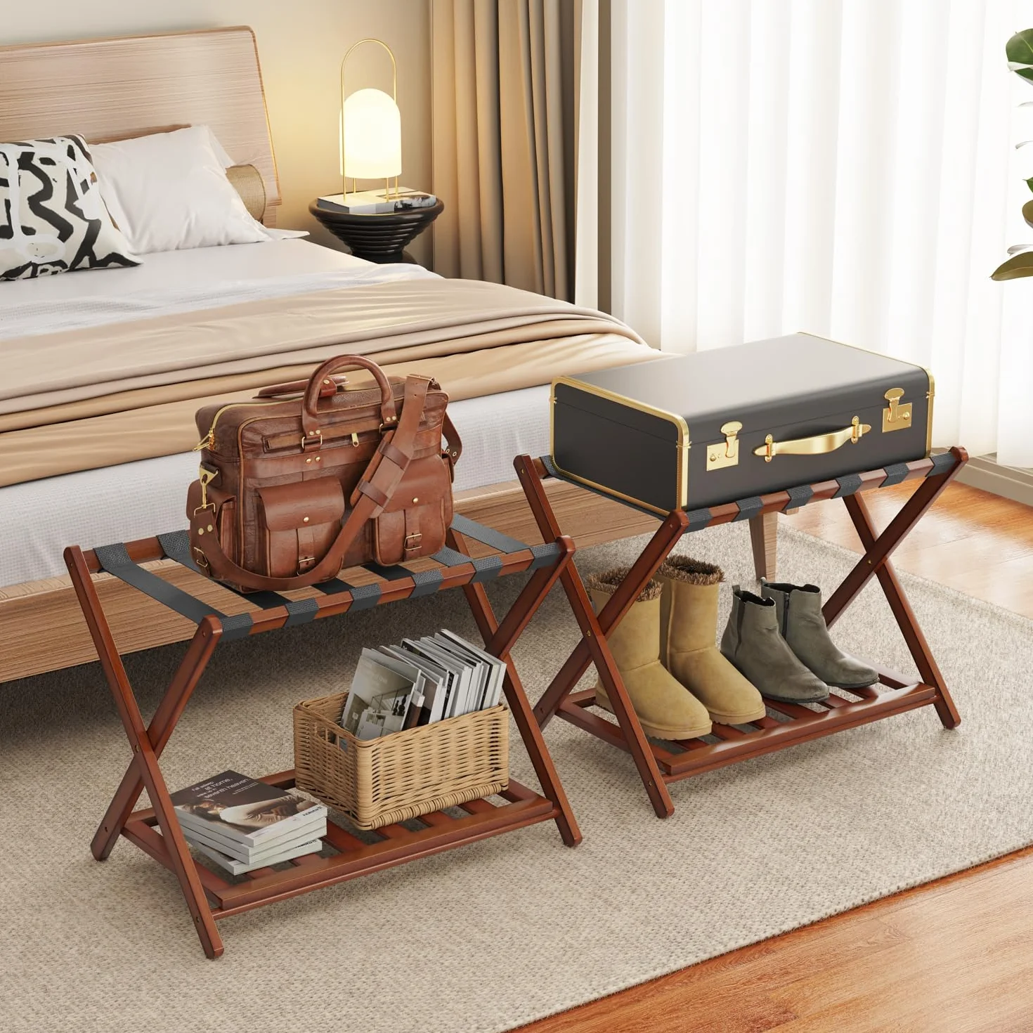 BAMBOOHOMIE Paquete de 2 portaequipajes de bambú para habitación de invitados, soporte plegable de 26.7 pulgadas con estante de almacenamiento, soporte grueso para equipaje para dormitorio, hotel