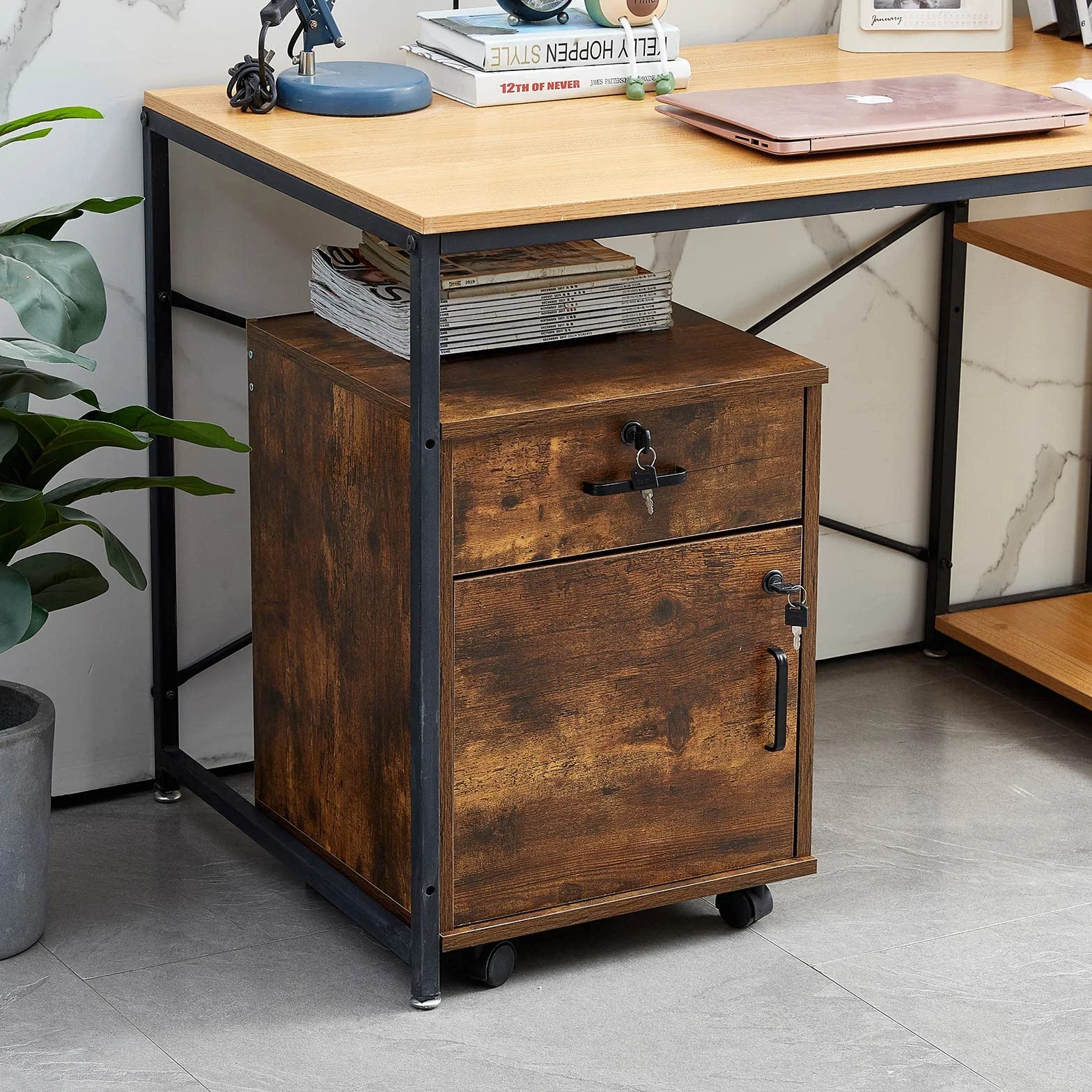 CLIPOP Archivador moderno con cerradura y cajón de madera con 1 almacenamiento cerrado y 4 ruedas rodantes, gabinete móvil para oficina en casa debajo del escritorio para papel A4, cartas y carpetas