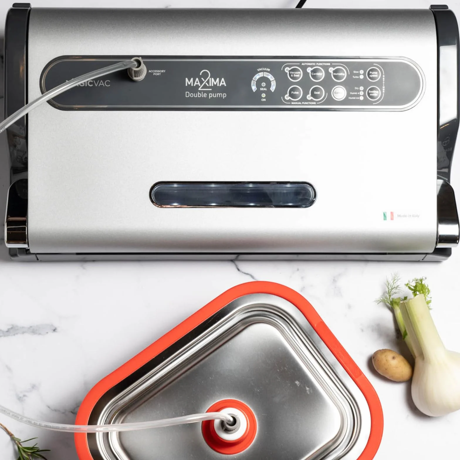 Magic Vac Maxima 2, Máquina Envasadora al Vacío Multifunción para Bolsas al Vacío, Sellado Profesional para Cocinar, Marinar, Sistema Patentado Hecha en Italia, Color Plateado Negro