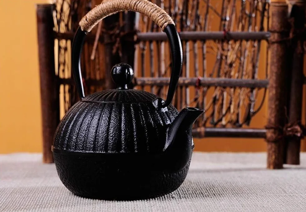 Tetera de Hierro Tetera Japonesa Tetera Japonesa De Hierro Fundido, Tetera, Tetera De 550ML, Teteras para Cocina Casera Tetera Hierro Fundido Hervidor de Hierro Fundido