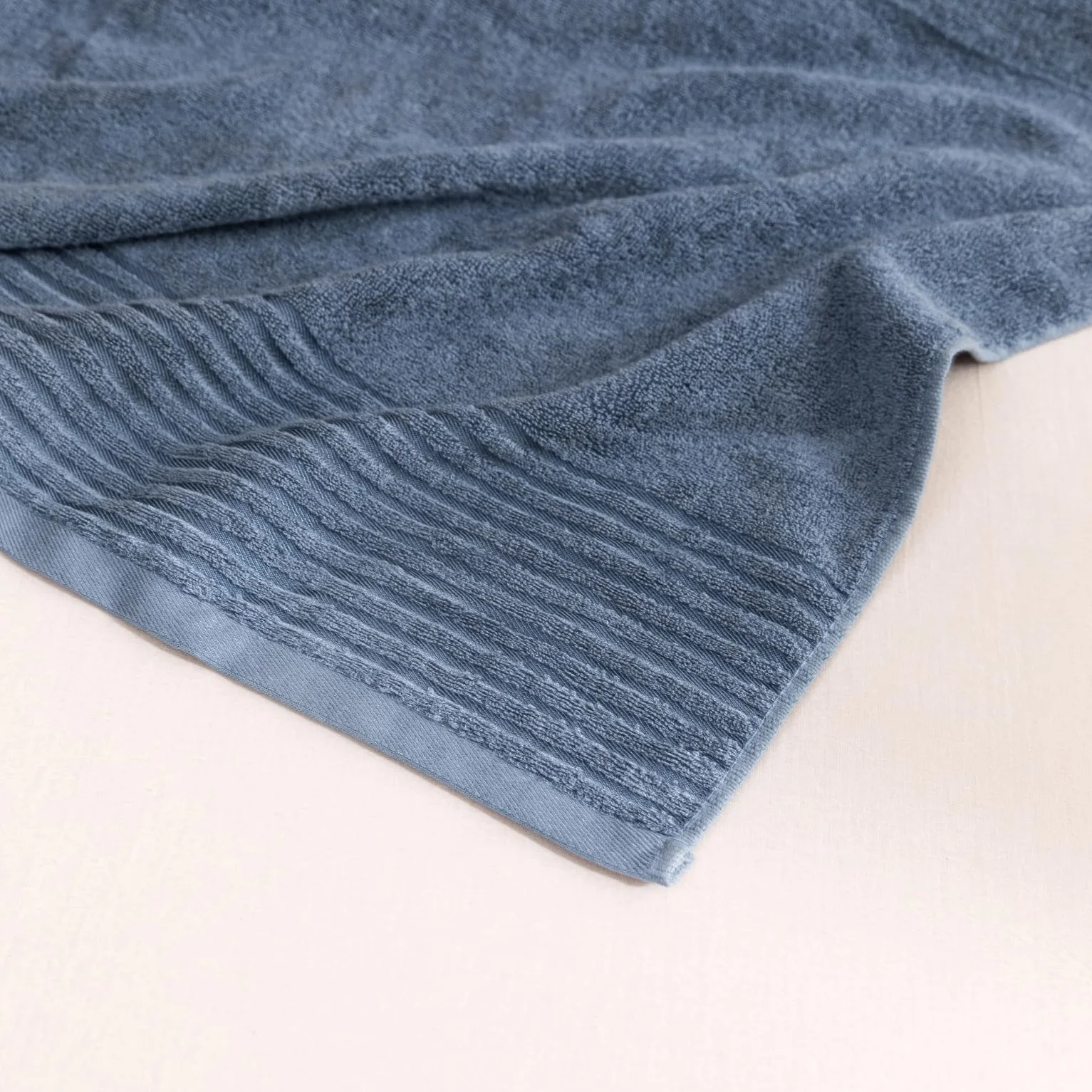 Toalla de baño de Lujo 100% bambú, 90 x 180 cm, bambú Natural, Altamente Absorbente, de Secado rápido e hipoalergénica (Eclipse Navy)