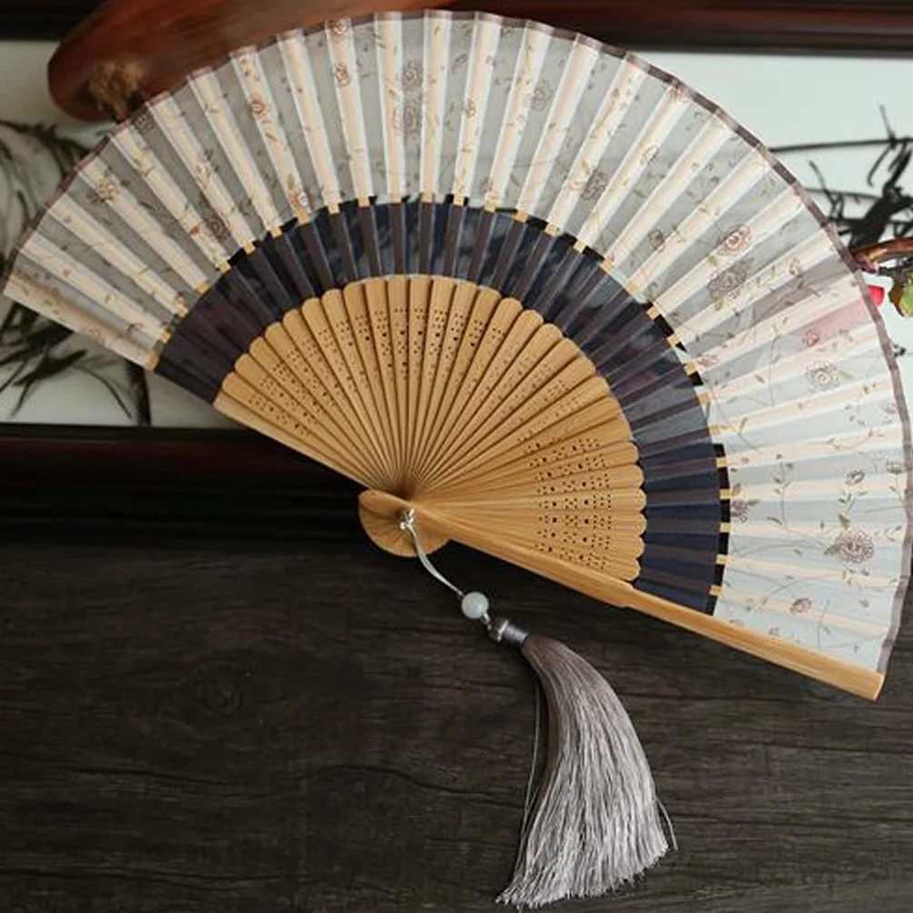 Abanico plegable de verano de 6 pulgadas con borlas, ventilador femenino portátil diario ((B, talla única)