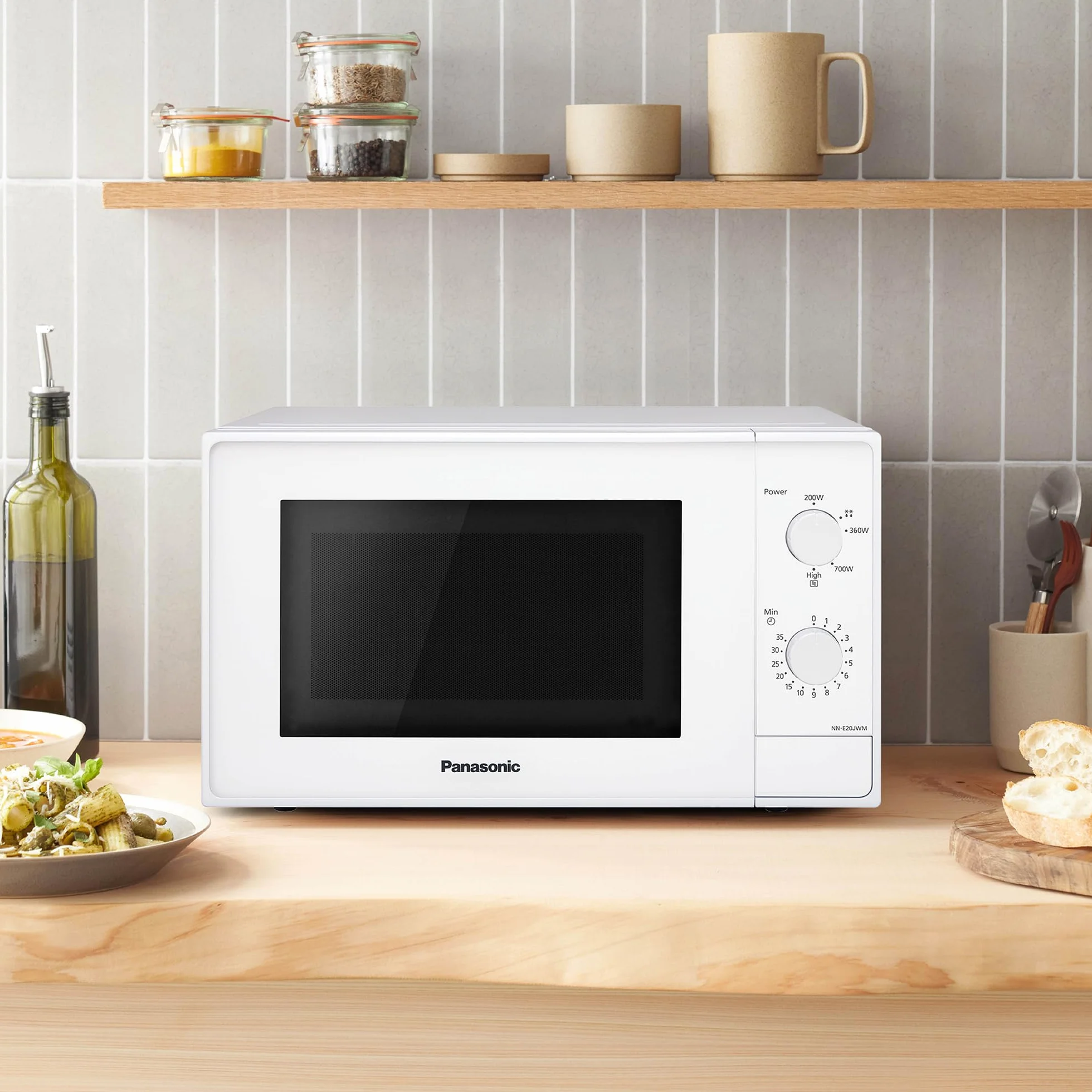 Panasonic Horno microondas 20L 800W Plato Giratorio Cristal Descongelación 5 Niveles Potencia Temporizador Blanco
