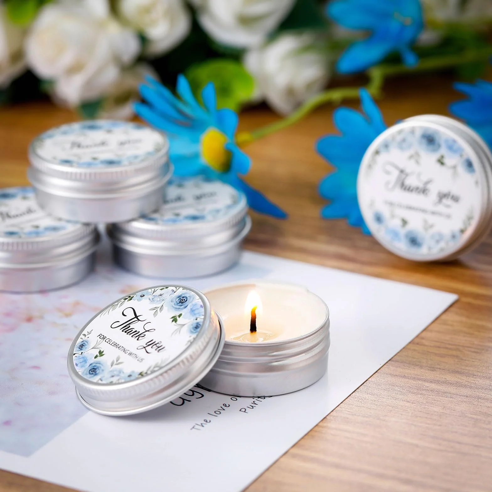 MTLEE 50 velas de boda, regalos para invitados, 1 onza, flores azules | Vela aromática de cera de soja con aroma a lavanda para despedida de soltera, regalos de fiesta de boda rústica, invitados