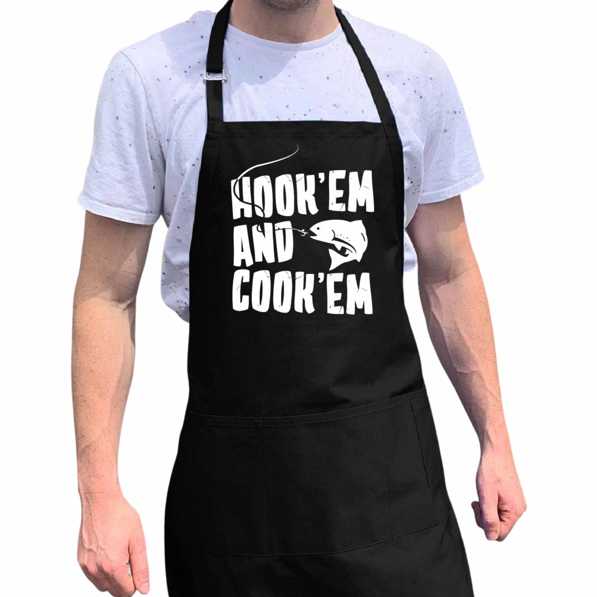 ApronMen Delantal de pesca con gancho y cocina Delantal de parrilla para barbacoa para pescadores con poliéster/algodón de calidad con bolsillos, cuello ajustable y tirantes largos