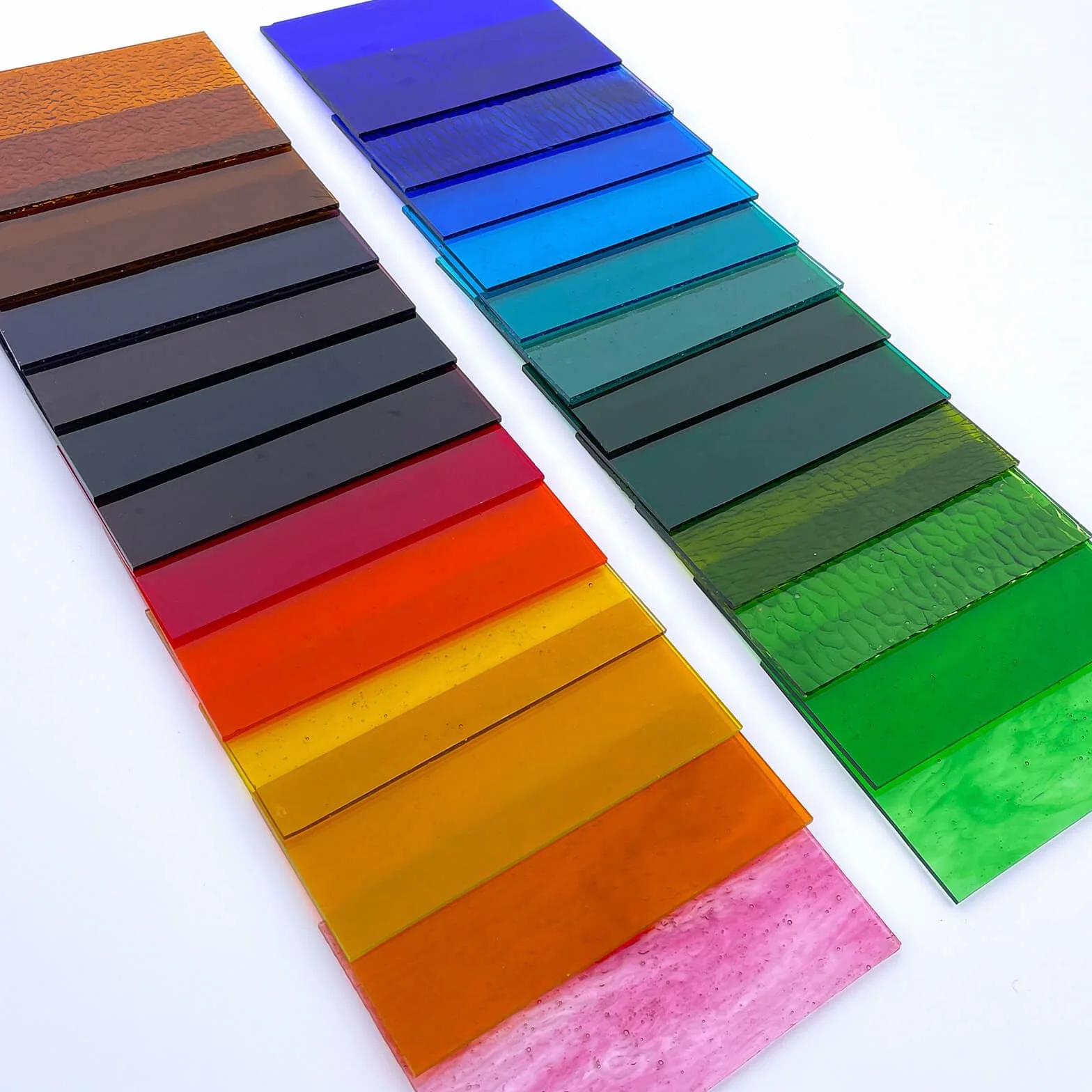 LITMIND Paquete variado de 24 láminas de vidrio tintado transparentes de 10,16 x 15,24 cm, arte de vitral de catedral, ideales para manualidades, como suministros de mosaico y proyectos de vitrales