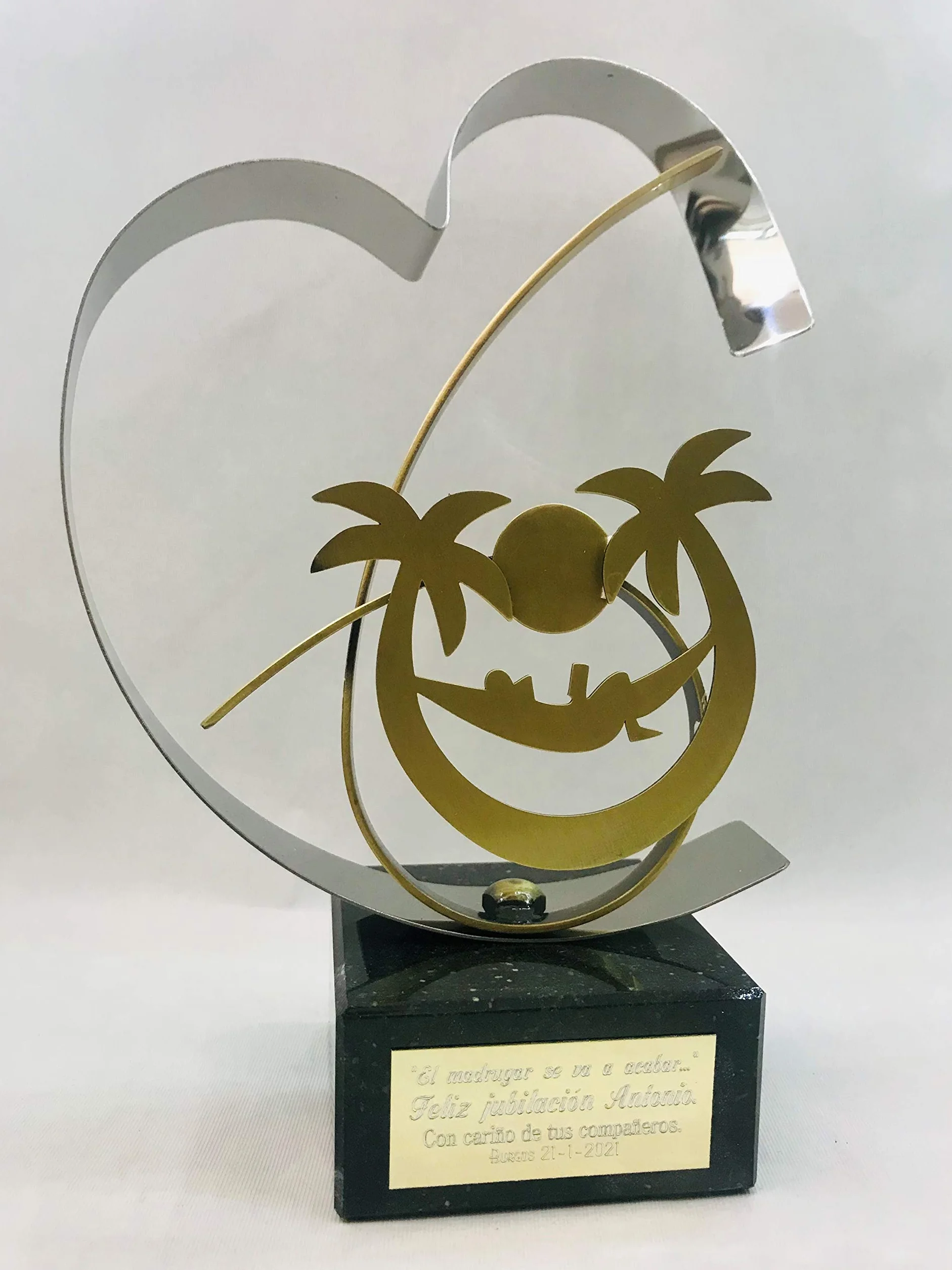 Regalo para Jubilación Hombre o Mujer Personalizado con dedicatoria grabada Figura Jubilado Jubilada Original de Cobre y Zinc