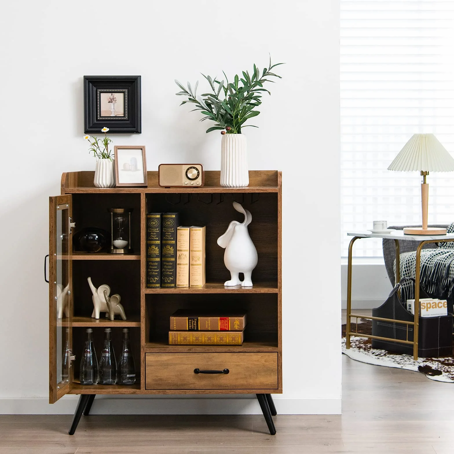 KOMFOTTEU Armario para Vino Industrial, Aparador de Cocina con Portabotellas, Soporte de Cristal, Cajón, Mueble de Almacenamiento con Puerta de Vidrio y Estante Abierto, Armario Bar 80 x 40 x 95 cm