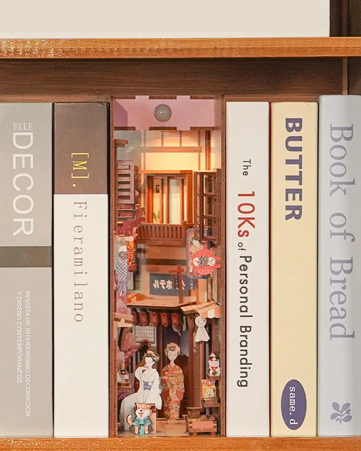 Tonecheer Book Nook Japón Kit Puzzle 3D de Madera para Adultos, DIY Nookbook Bookend con Luces LED, Decoración Hogar de Estantería, Regalo para Mujeres y Hombres (La Tienda de Comestibles Japonesa)
