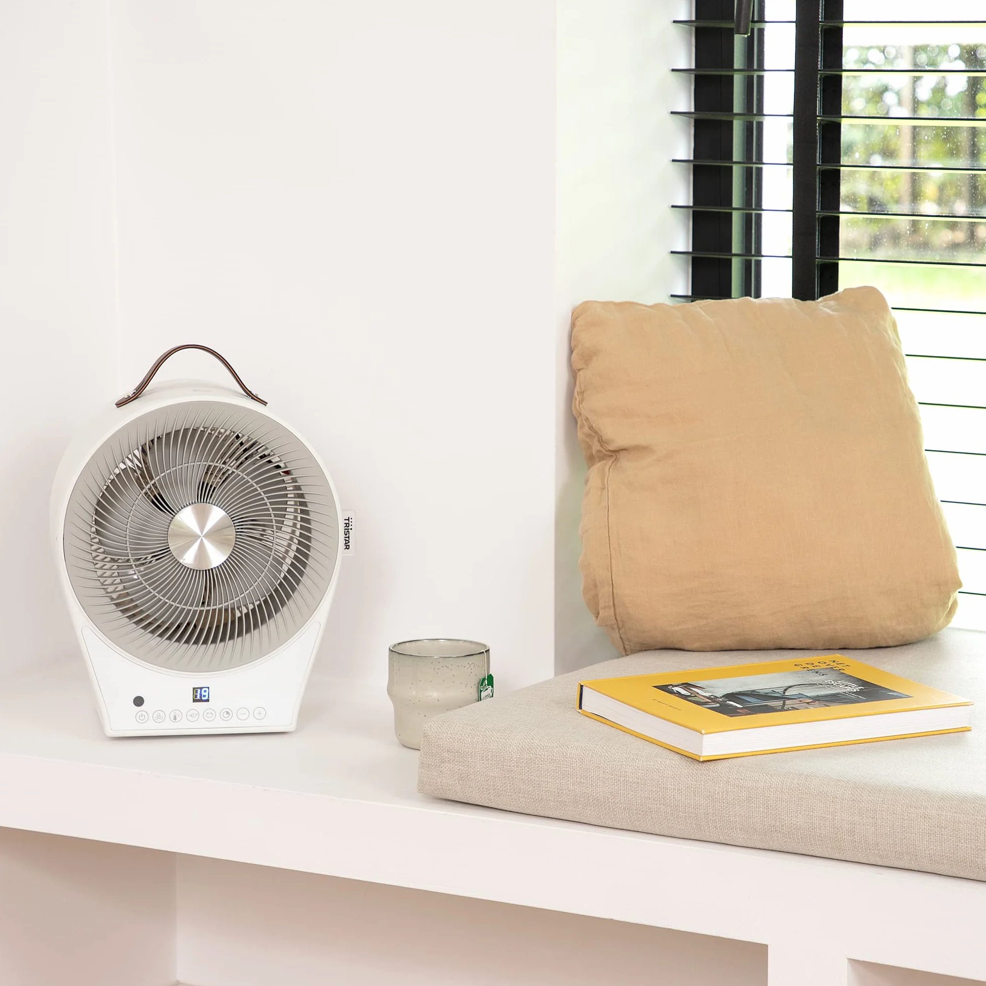 Tristar KA-5160 Calefactor y Ventilador 2 en 1, 2000 W, 56 Decibeles, Plástico, 6 Velocidades, Blanco