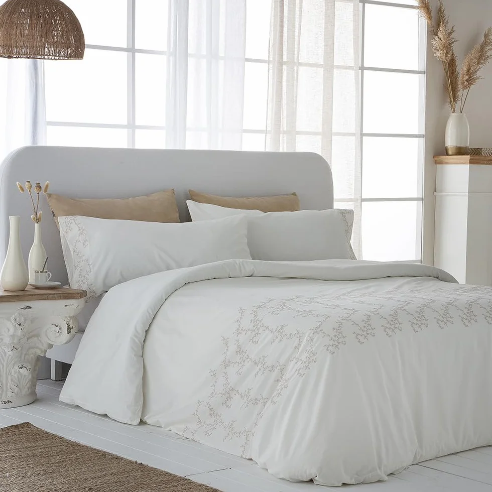 COTTON ARTean Funda Nórdica Cama 150 Percal Algodón 200 Hilos IRATI Beige | Incluye 3 piezas: F. Edredón 240x220 + 2 F.de Almohada Cierre Botones. Certificado OEKO-TEX