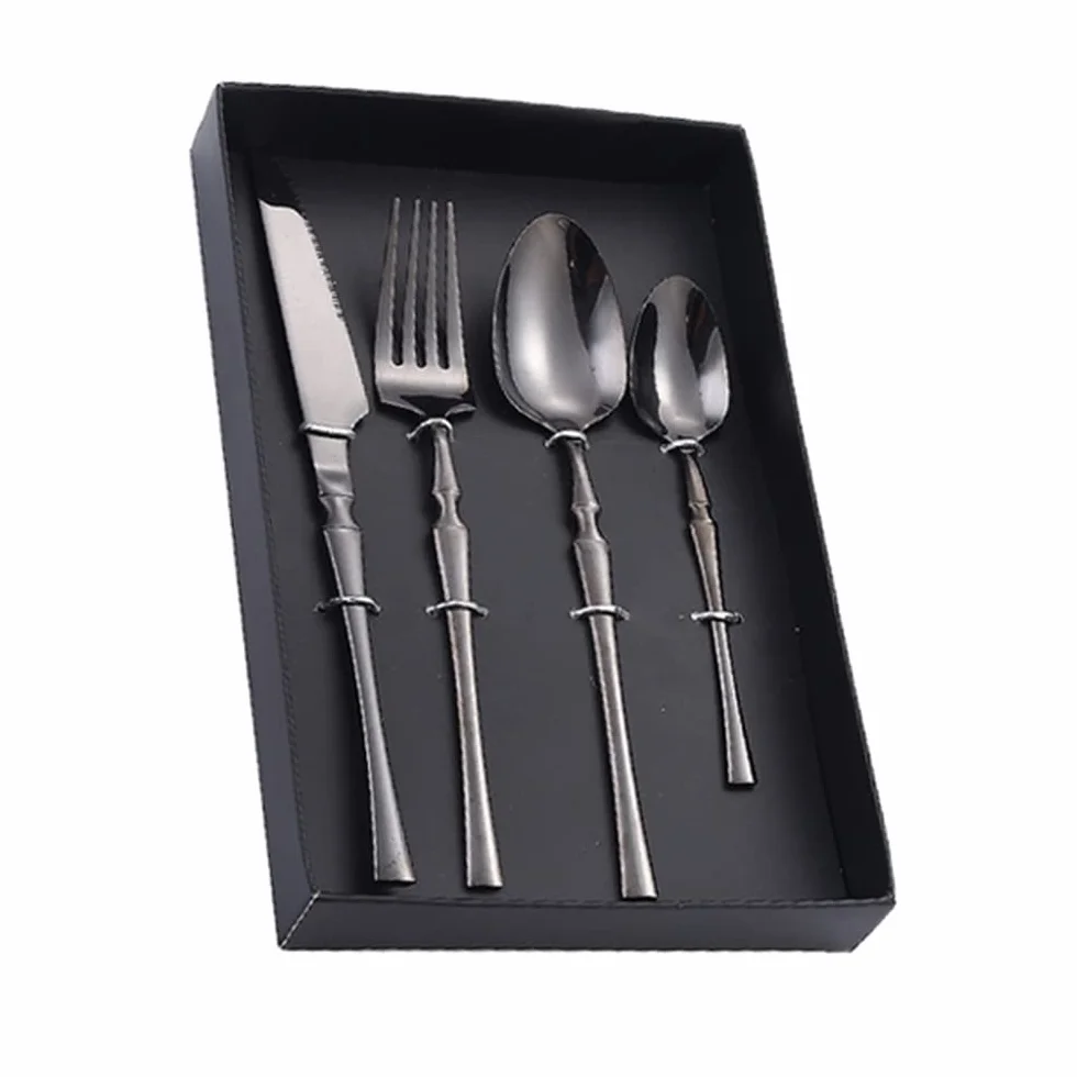 Genérico Juego De Cubiertos Dorados De 16 Piezas, Cubiertos De Acero Inoxidable De Grado Alimenticio, Juego De Cubiertos Resistente A La Oxidación Y Duradero, Cubiertos para Banquetes De Bodas