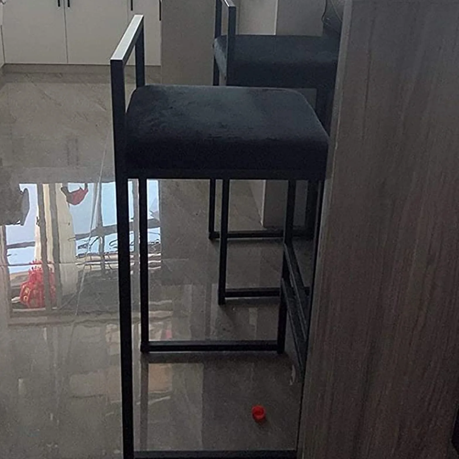 Juego de 2 taburetes de bar modernos de 65 cm/75 cm de altura, elegantes sillas de cocina con respaldo, diseño de 4 patas, color negro elegante, perfecto para el hogar y el bar