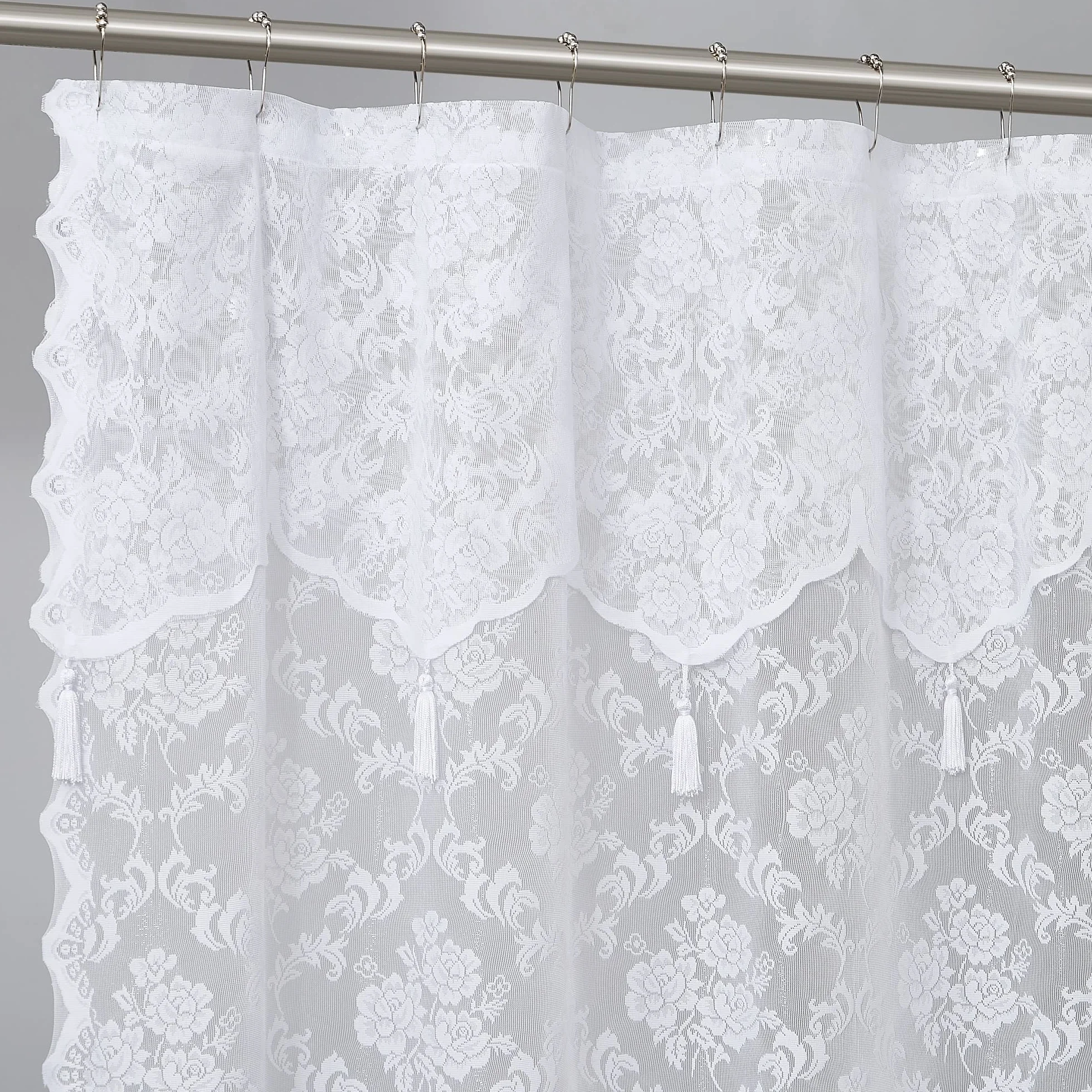 Warm Home Designs Cortina de ducha de encaje blanco con cenefa adjunta y borlas elegantes. 72 x 84 pulgadas extra larga para baño. Lujo para decoración única de baño. MSH blanco 84 pulgadas