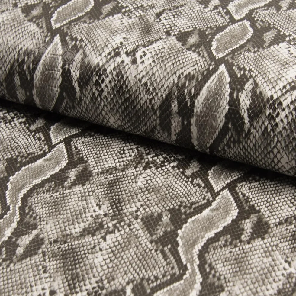 Stoffbook Tela de imitación de piel de serpiente gris M1, tela de serpiente – por metro a partir de 2 m – D586 (Grau-m1)
