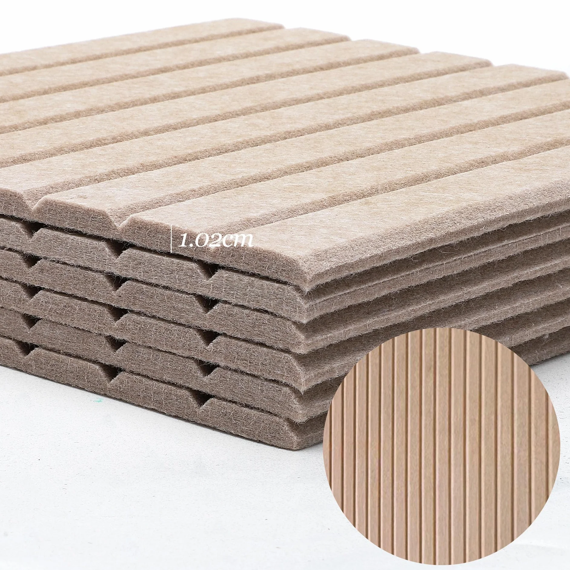 Gran tablero de anuncios adhesivo de fieltro 60 x 90 cm con 30 chinchetas - Decoración mural para oficina, cocina, fotos, notas, color camello oscuro