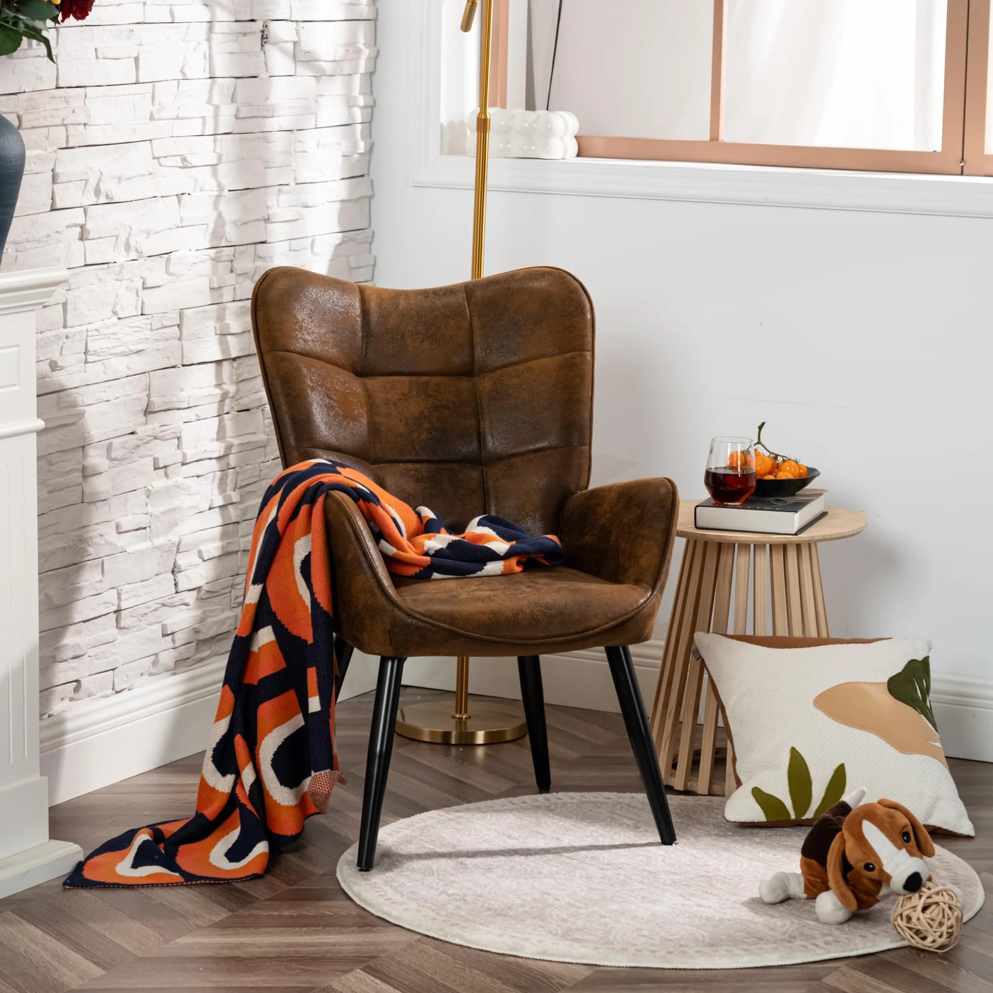 MEUBLE Cosy Sillón Nórdica Butaca de Salón para Dormitorio Silla Escandinavo con Respaldo y Reposabrazos Patas de Metal en Gamuza Marrón