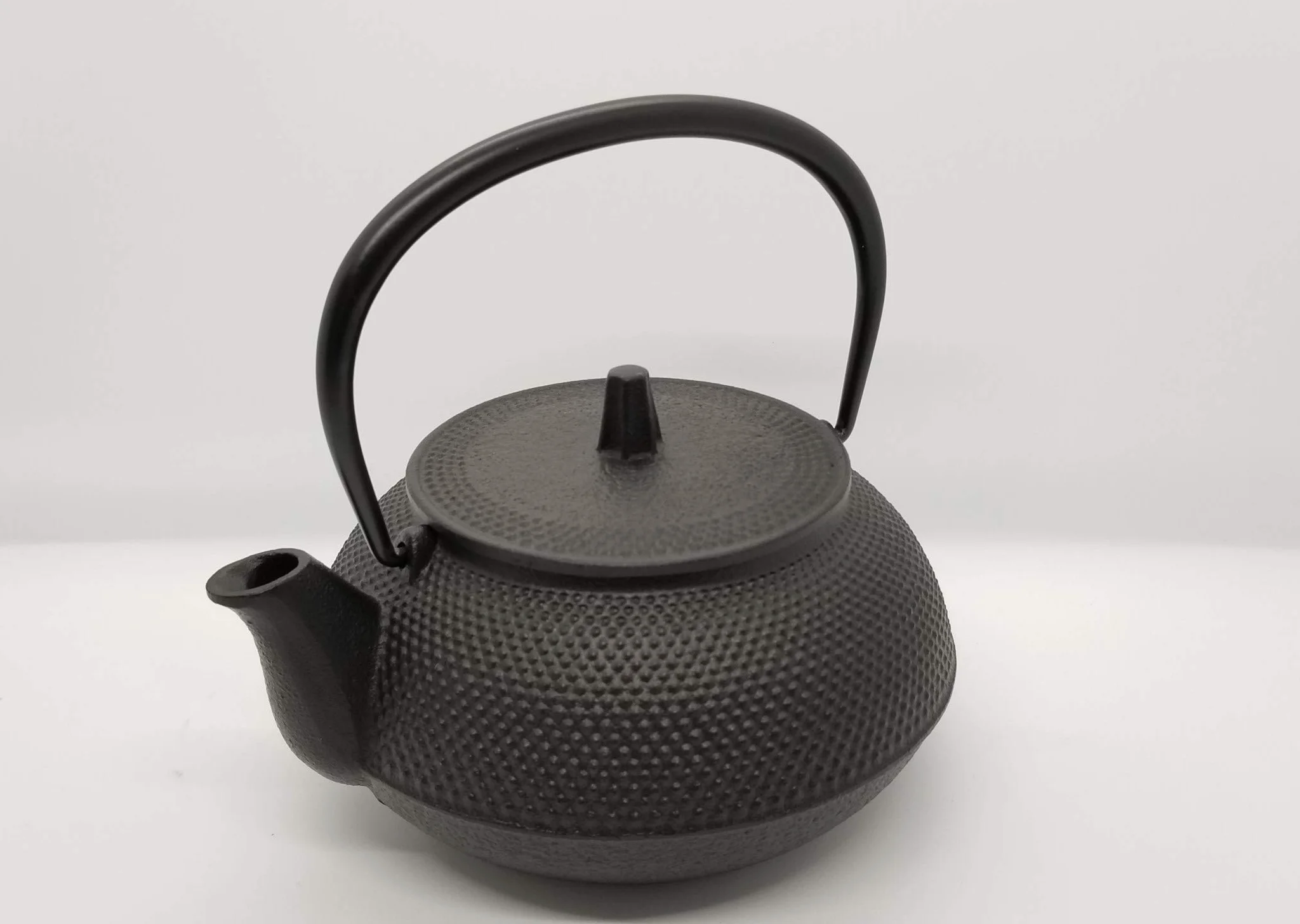 NAMBU TEKKI Nanbu 12802 - Tetera de Hierro Fundido con Textura, no esmaltada, Color Negro