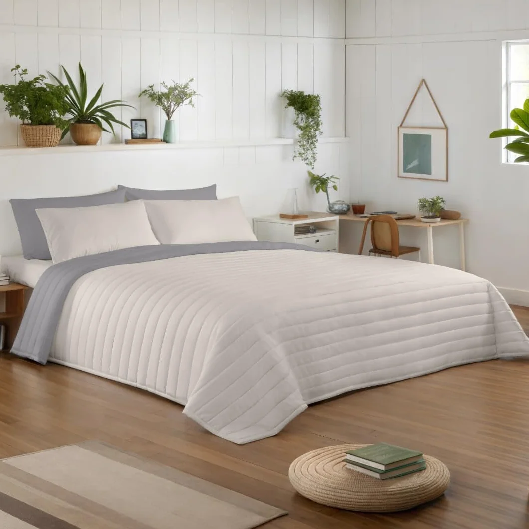 NATURALS - Colcha Bouti Reversible Bicolor | Cama 180 (270x260 cm) | Microfibra Extrasuave | Cubrecama Acolchado a Líneas | Ideal Primavera y Verano | Gris/Piedra