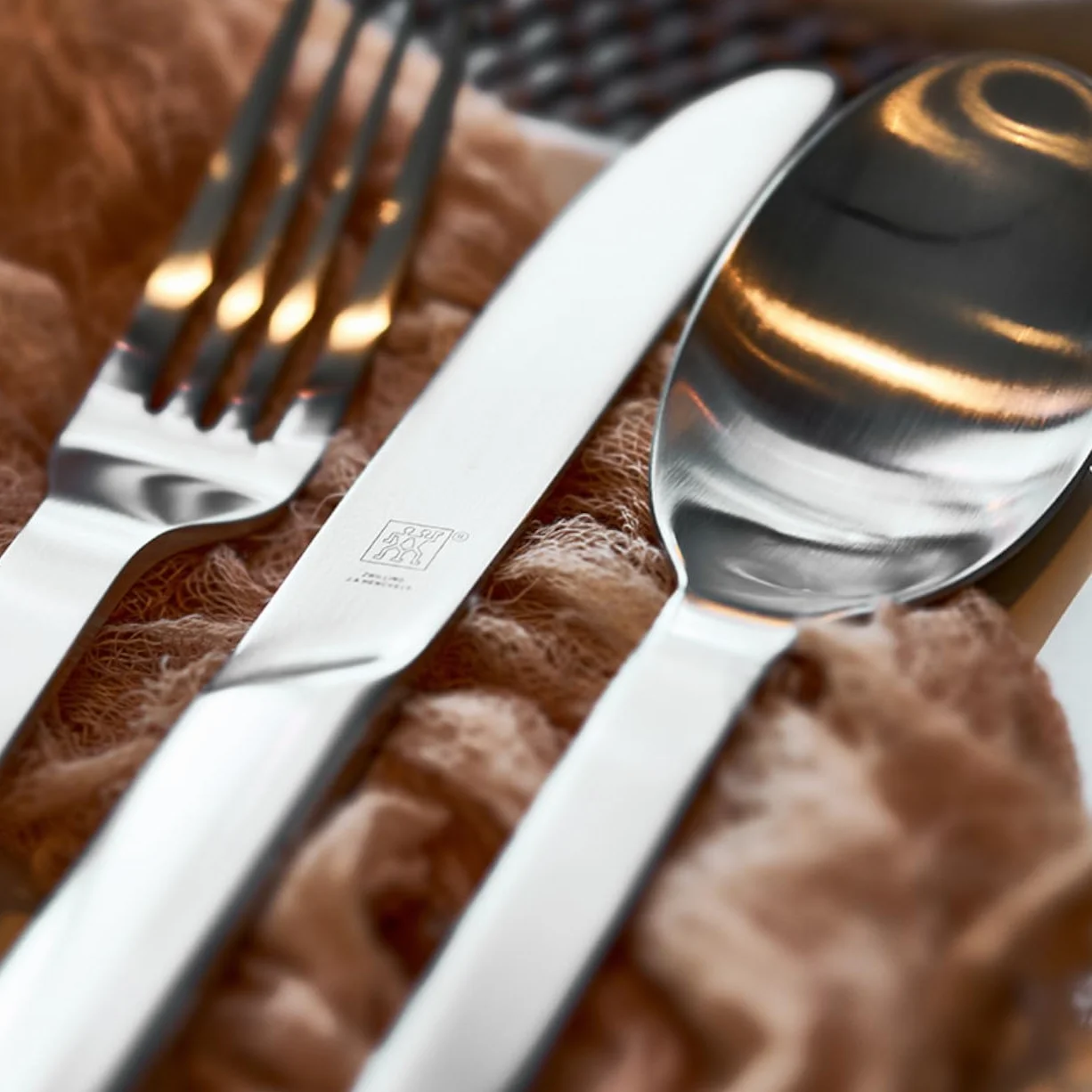 ZWILLING Juego de Cubiertos MINIMALE, Acero Inoxidable, 60 Piezas, para 12 Personas, Acabado Metálico Brillante, Apto para Lavavajillas