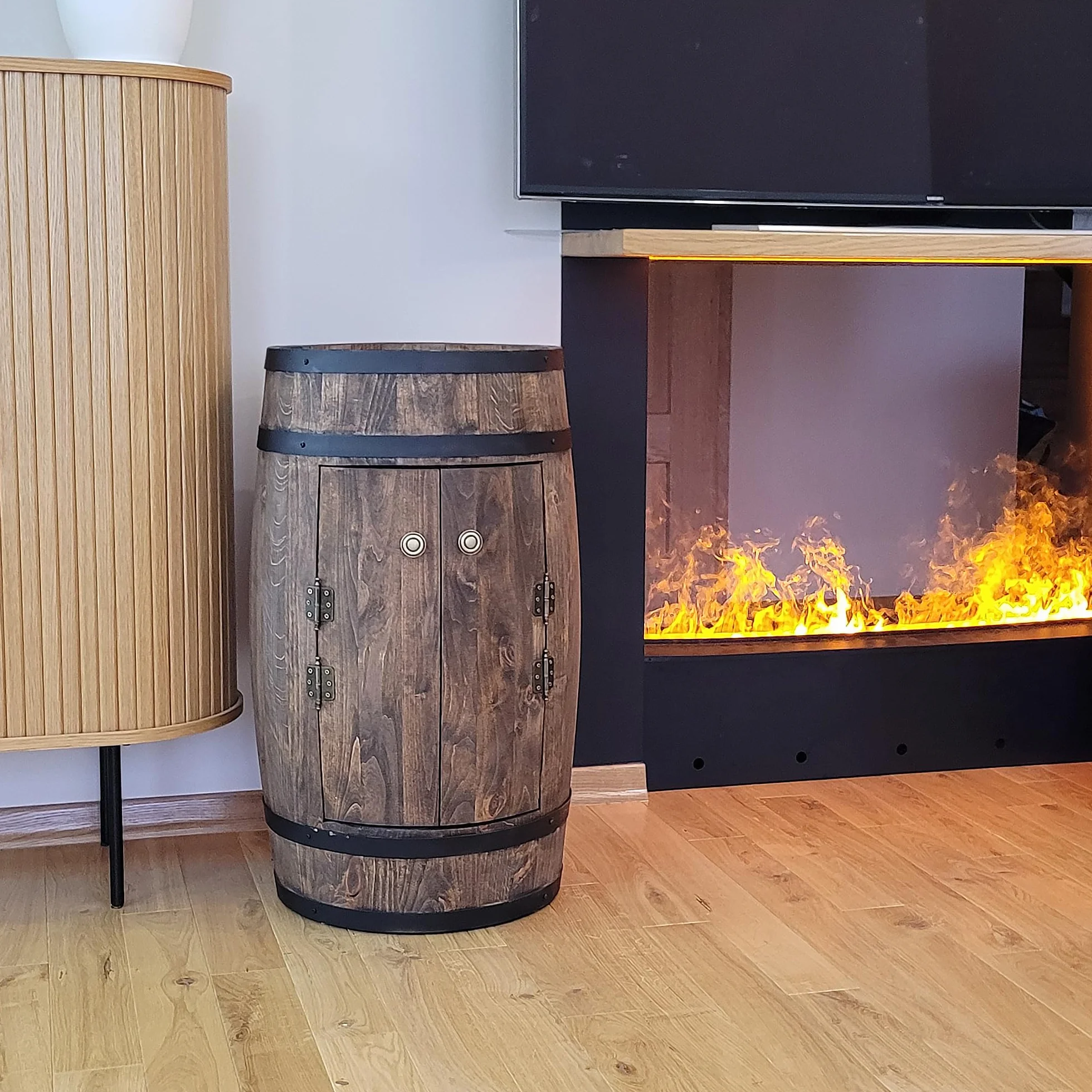 Barril de madera con 2 puertas e iluminación LED, barril de vino de 80 x 50 cm – Armario de bar hecho a mano Botellero Bar Casa Bar Vintage Bar Pared Estantería Madera Whisky Vino Cerveza – Mesa de