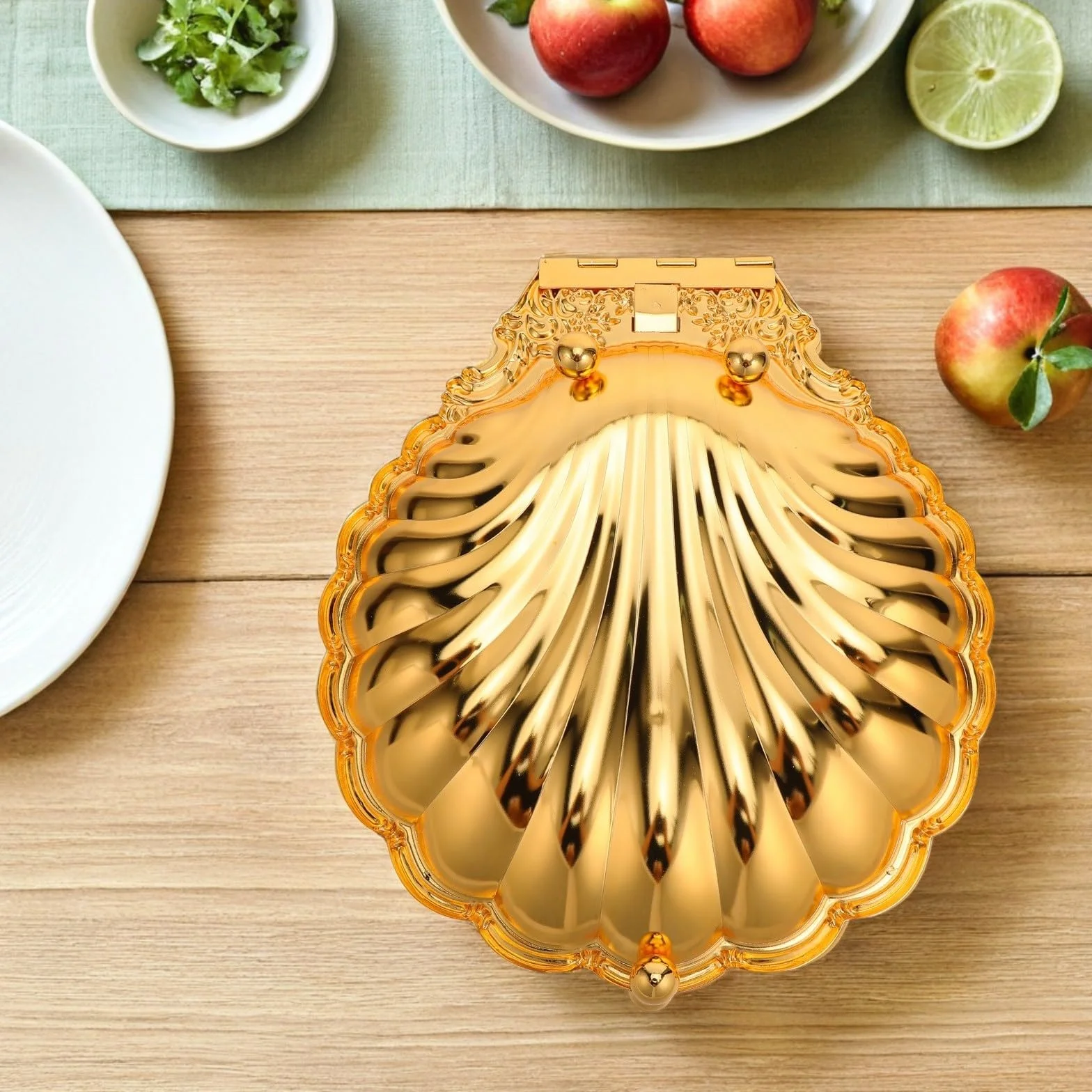 Bandeja de Concha de Metal Dorado de Aleación de Zinc, 35x31x9, 5 Cm | Diseño Abierto y Reutilizable, Estilo Vintage Clásico Artístico Ornamental Elegante, para Mesa de Frutas
