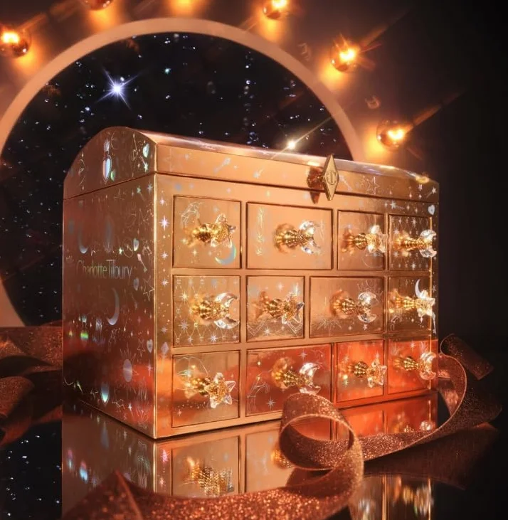 Calendario de Adviento Beauty Treasure Chest 2025 – Lujoso 12 días Glow-Up - T.W.V. €580 - Edición limitada - Oferta del viernes negro