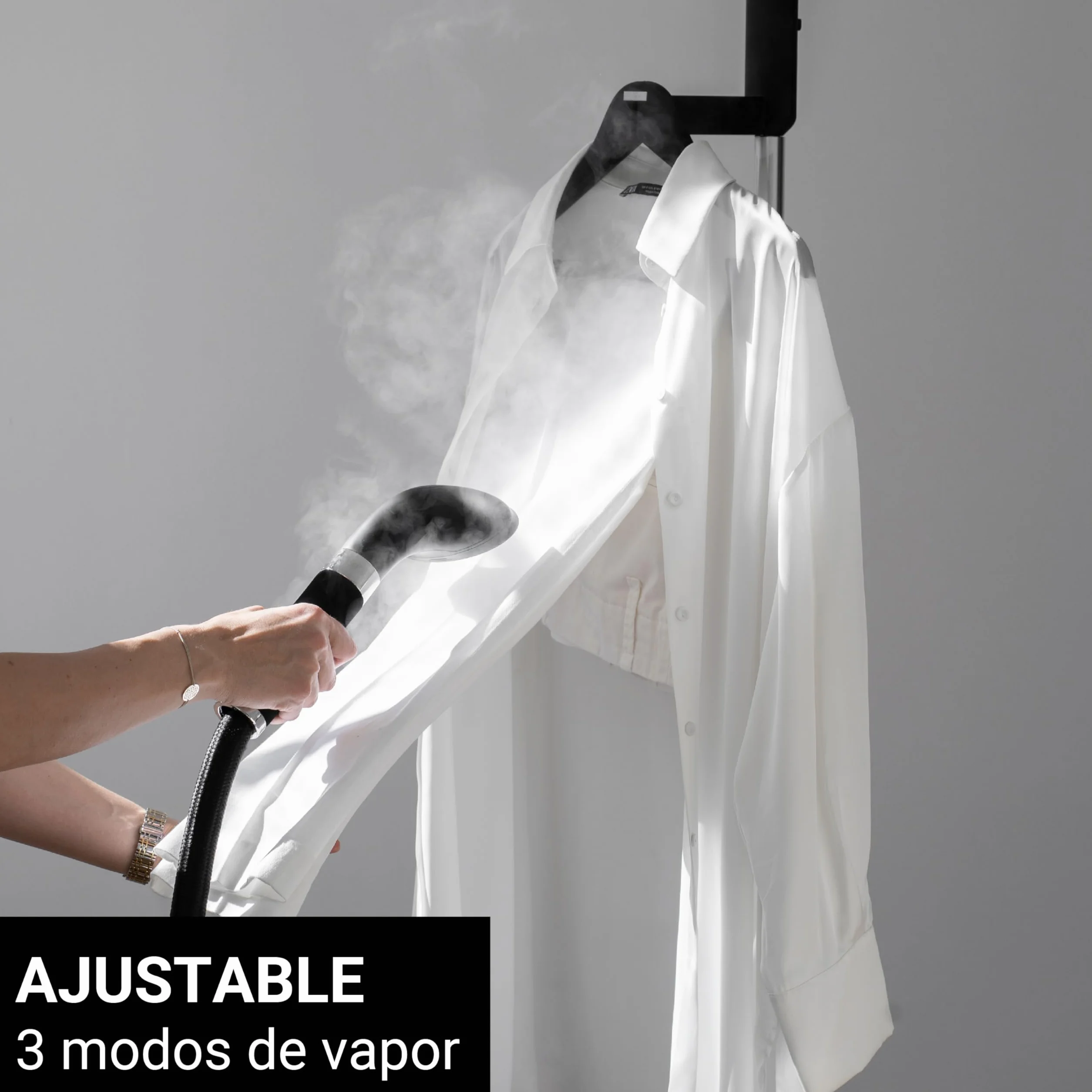 STEAMONE - Plancha de vapor vertical 2000W 45g/min - Autonomía 80min (1,2L) - Cable de 2m - Elimina el 99,99% de las impurezas - Lista en 45s - Intuitivo, compacto, de alto rendimiento - EUES200B