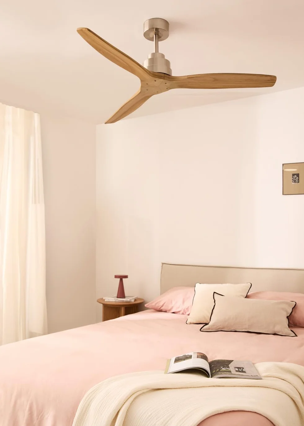 CREATE / WINDSTYLANCE NATURAL WOOD/Ventilador de techo níquel aspas madera natural con mando / 40W, Silencioso, Ø132 cm, 6 velocidades, temporizador, verano-invierno, doble altura