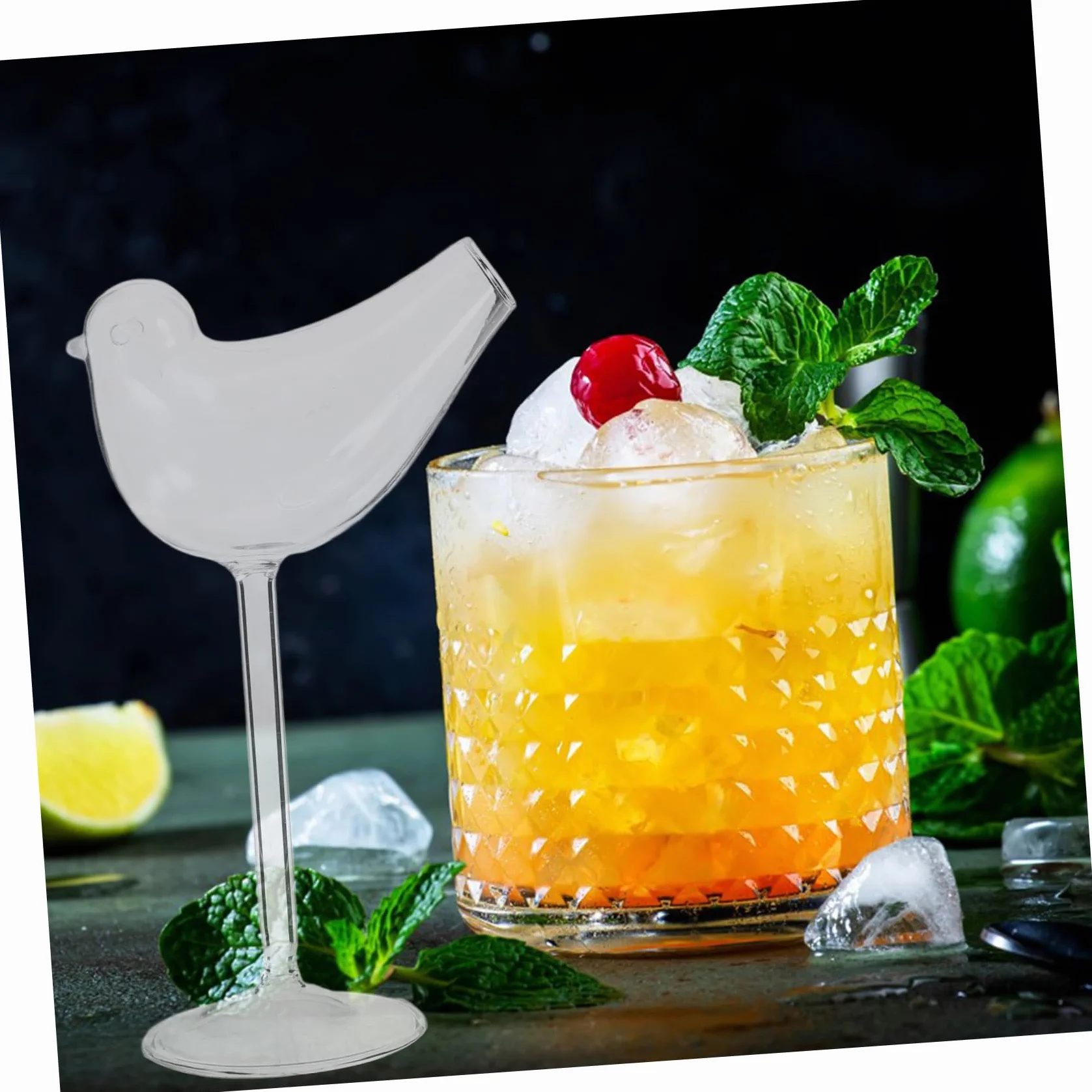 Cabilock Juego de Cuatro Copas de Cóctel de Vidrio Ahumado para Brandy y Vino Tinto, Elegantes y Modernas para Fiestas y Restaurantes