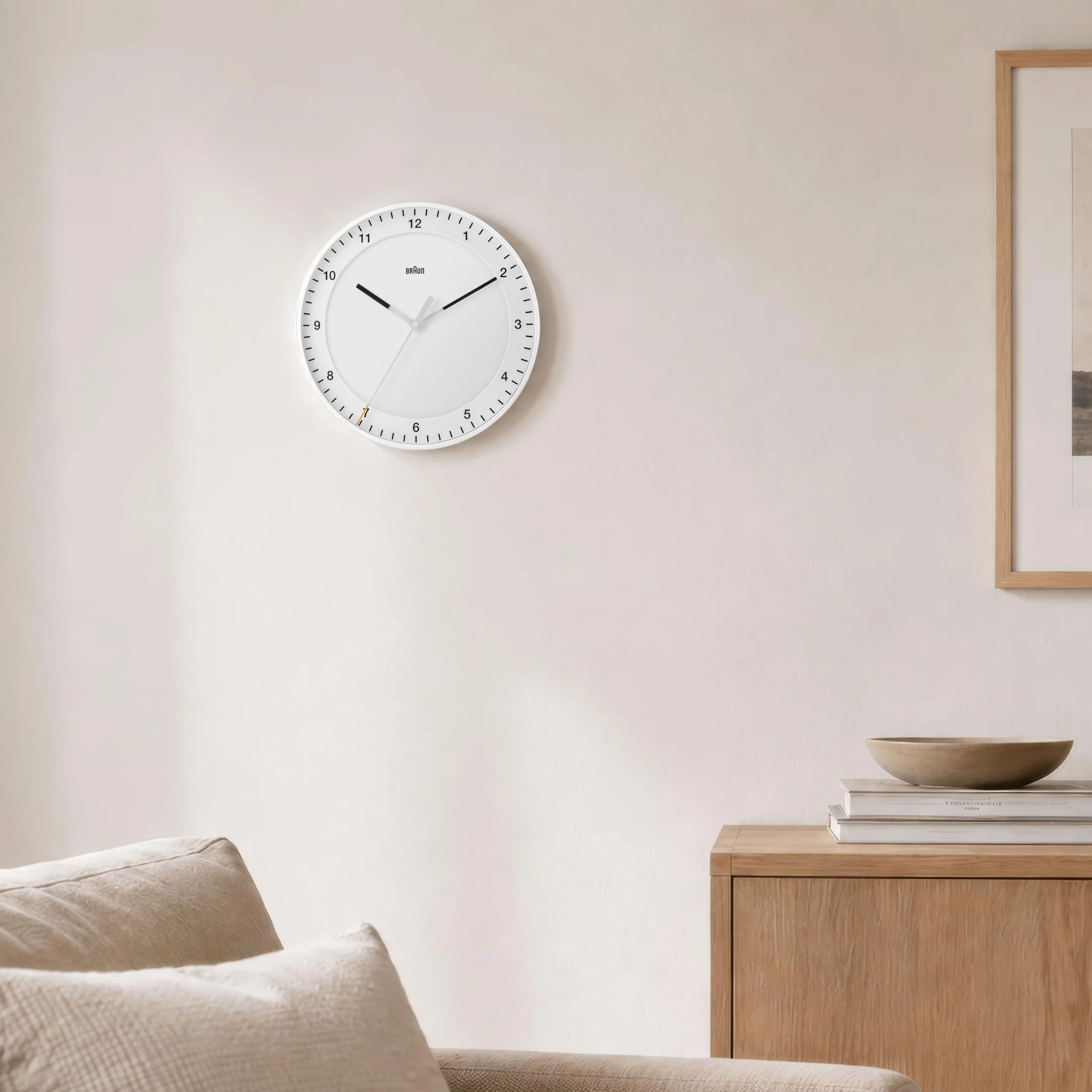 Braun Reloj de Pared analógico Grande clásico Movimiento de Agujas silencioso, de fácil Lectura, diámetro del 30 cm en Blanco, Modelo BC17W.