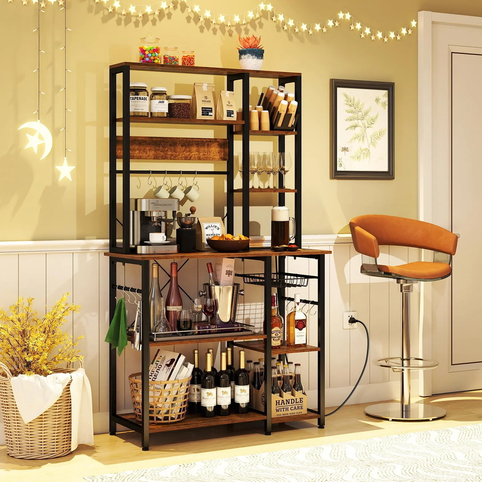 GIANTEX Estantería de Cocina con Estación de Carga, Soporte para Microondas con 12 Ganchos en S, Estantes Abiertos y Cesta de Malla, 99 x 40 x 170 cm, Mueble Auxiliar para Comedor, Salón