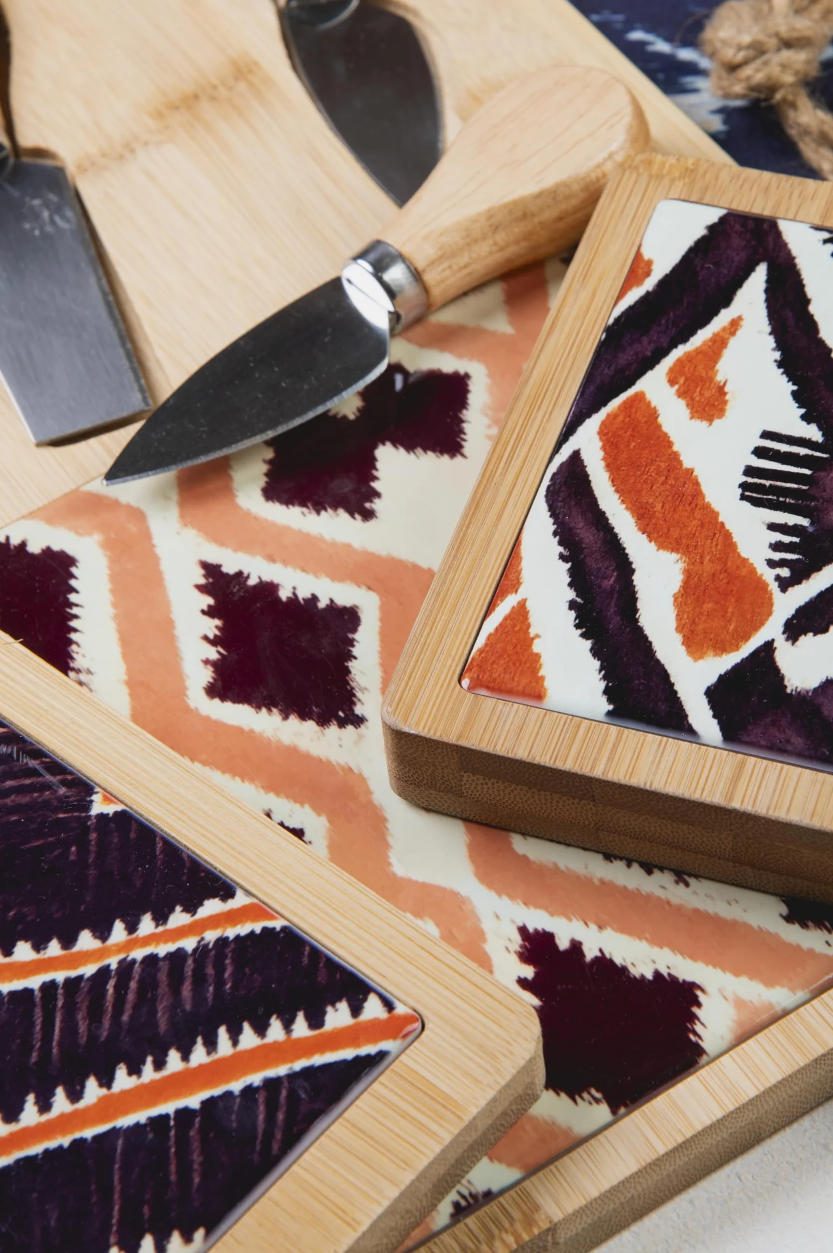 Malindi Tabla de cortar rectangular de cerámica y bambú 40 x 12,5 cm
