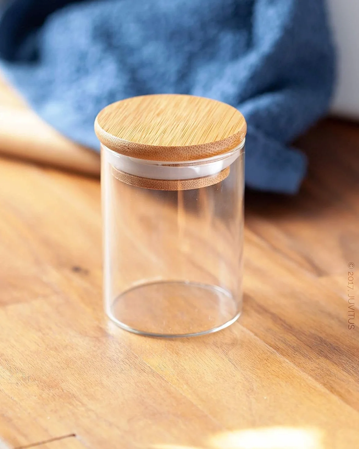 JUVITUS Tarro de vidrio transparente de 4 onzas con tapa sellada de silicona de bambú de madera (paquete de 4)