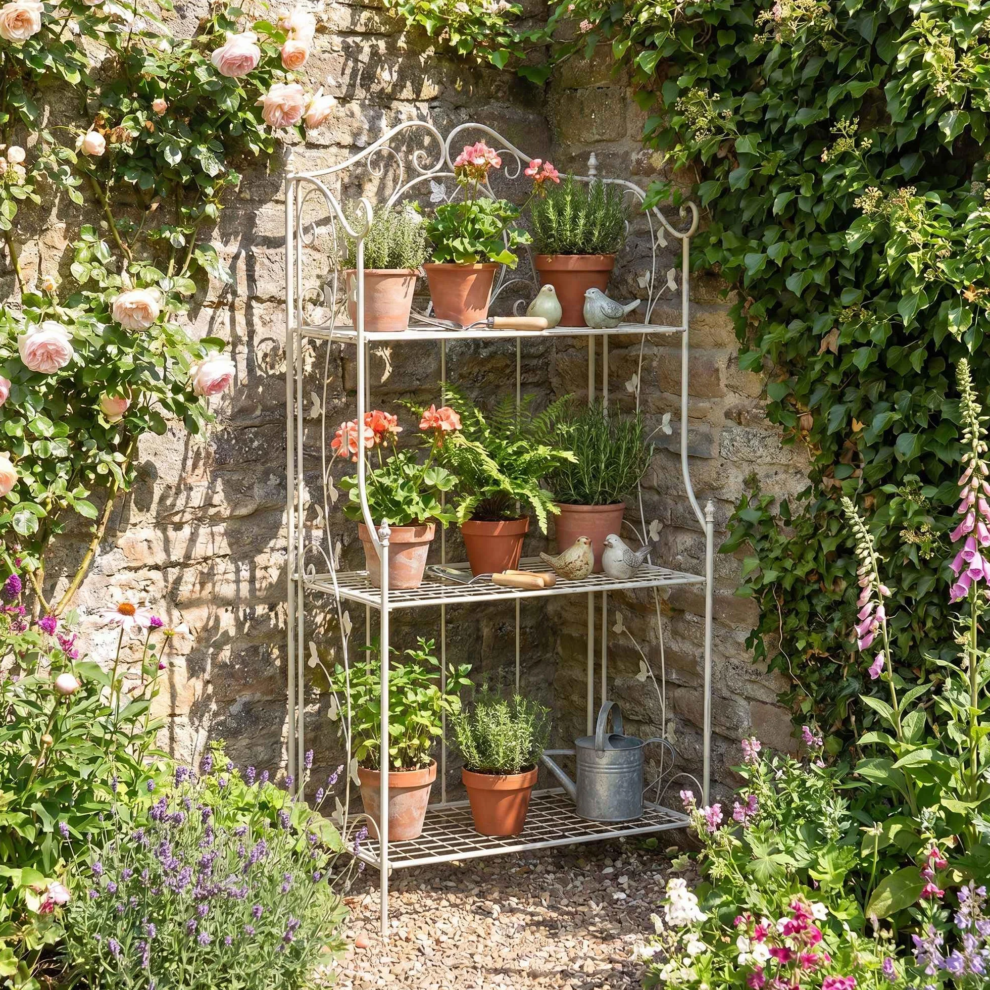 CLP Estanteria de pie Plegable Reus, Estante Escalonado Estilo Rustico, estanteria para Plantas de Metal, compacta para Interior y Exterior, Color:Blanco Envejecido