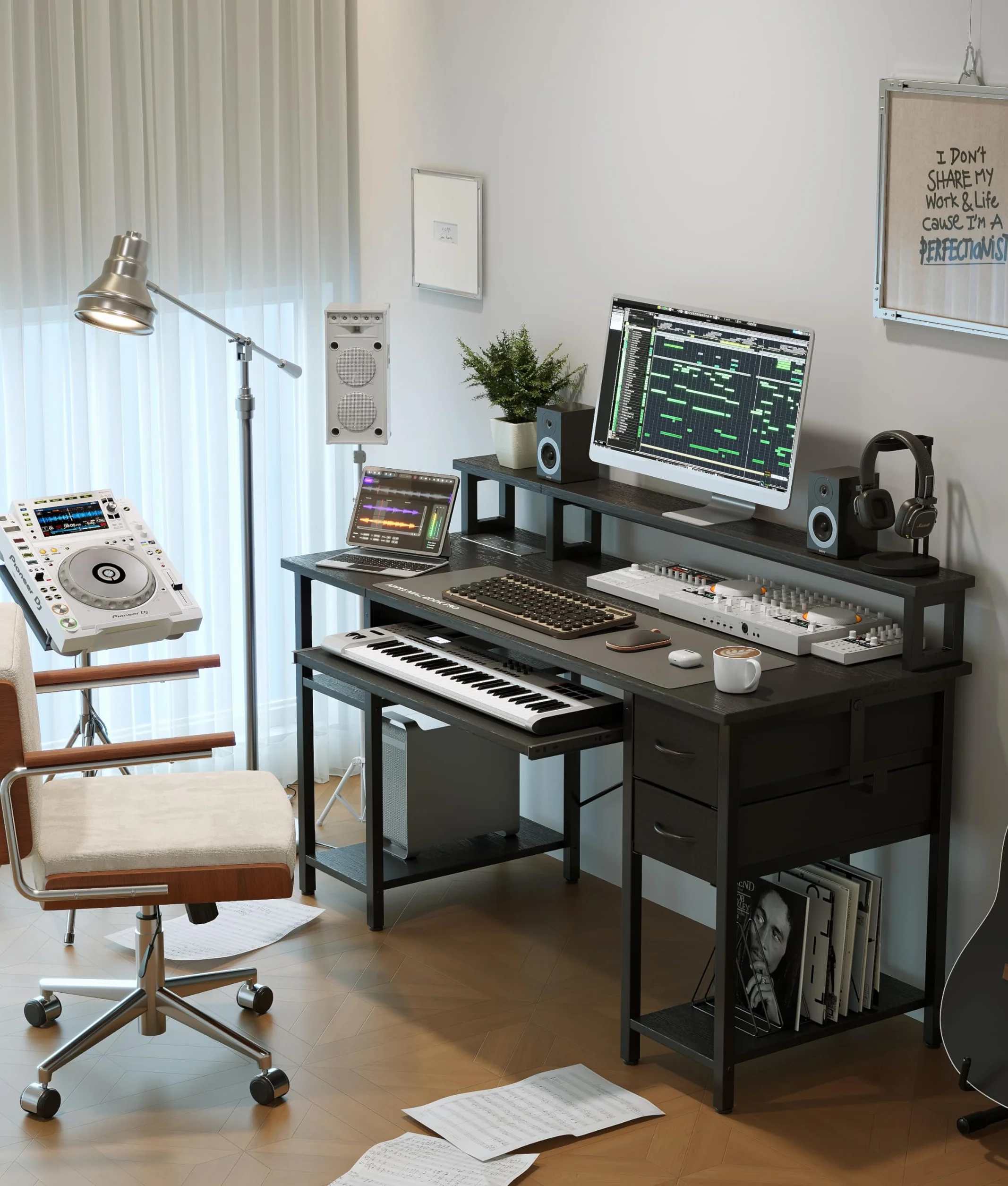 Escritorio con 2 cajones, 140 * 50cm Estante Lateral Ajustable en Altura, Soporte Monitor, Enchufe y Bandeja Teclado, Escritorio Gaming para Home Office, Oficina y salón, Negro