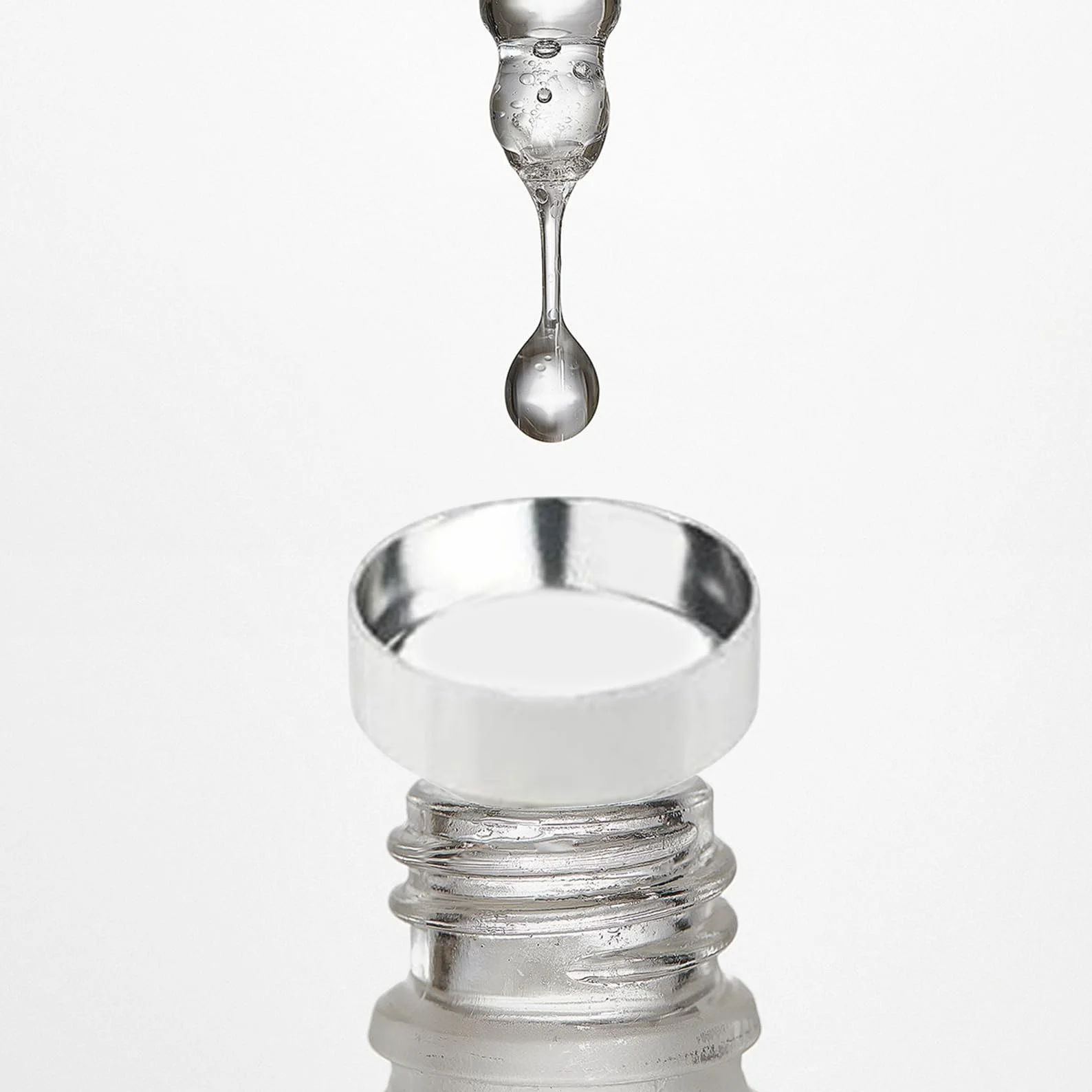 Embudo Pequeño de Acero Inoxidable Mini Embudo Metálico para Cocina Rellenar Atomizadores Botellas Cosméticos Líquidos 18mm 2 Piezas