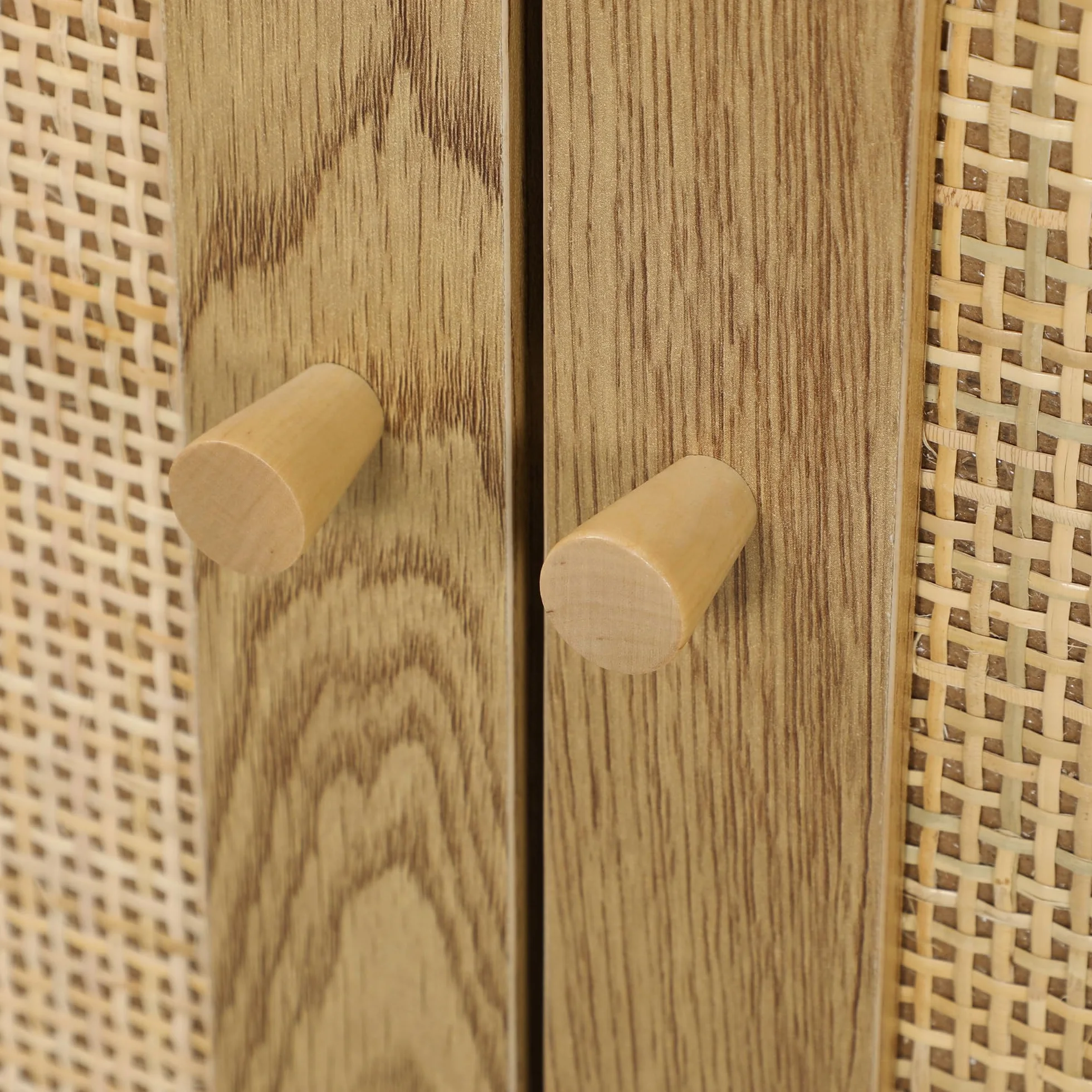 HOMCOM Aparador con 3 Puertas de Ratán, Estantes Ajustables, Madera Natural, 120x40x75 cm